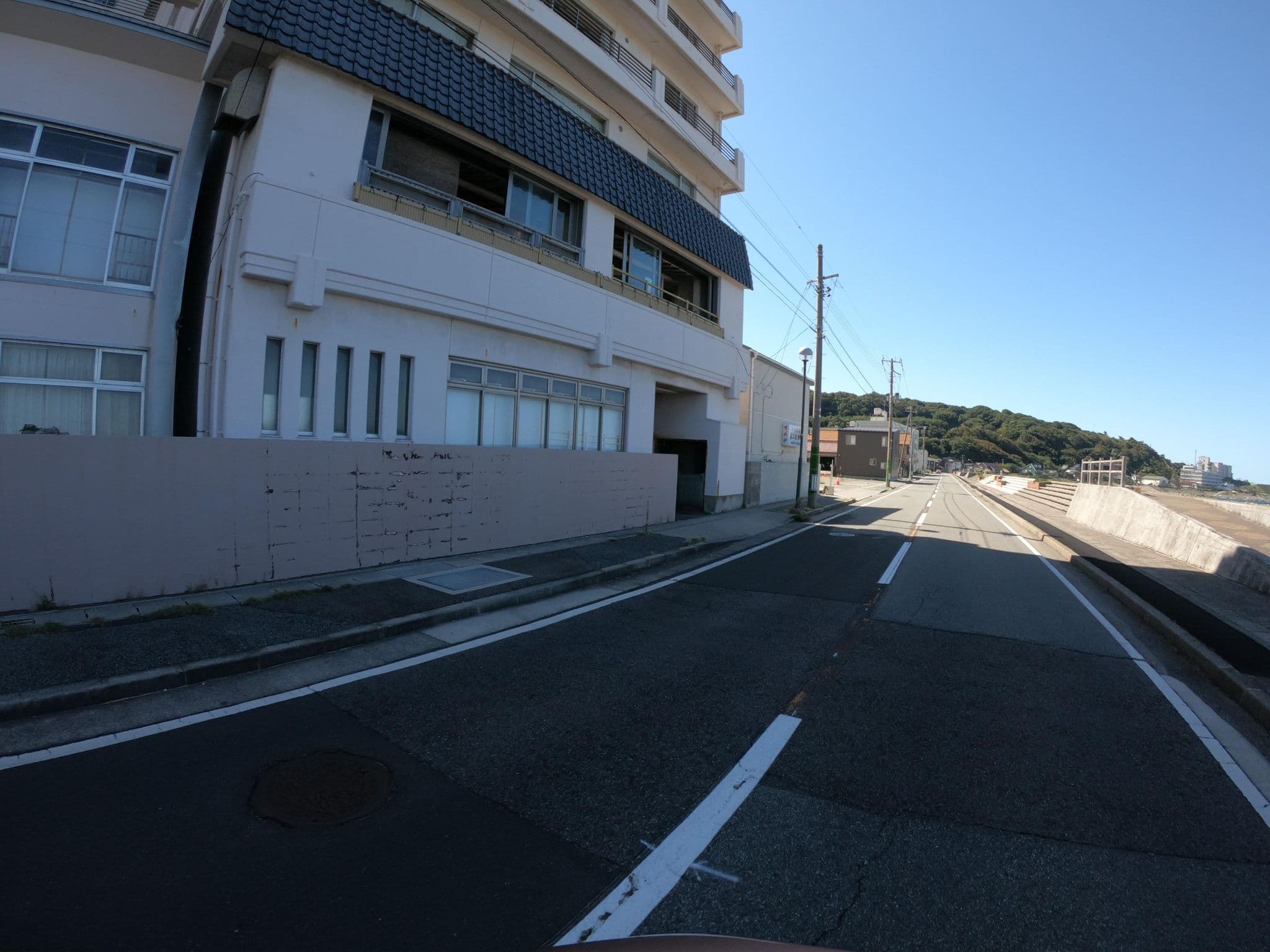 Street view near ホテル万長, Sado — © 24dakenlo (CC BY-SA · Mapillary)