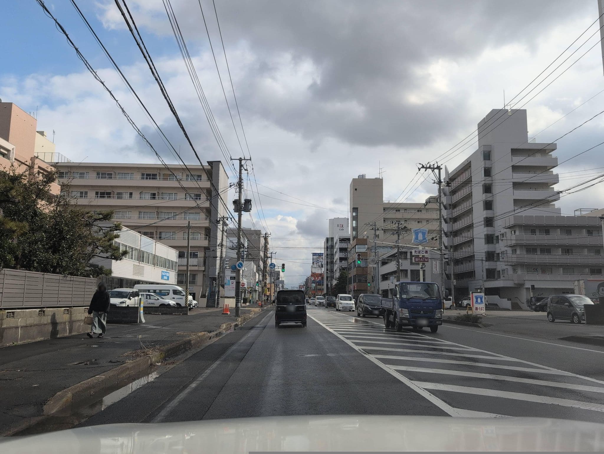 Street view near 新潟パークホテル (NIIGATA PARK HOTEL), Niigata — © marikocco (CC BY-SA · Mapillary)