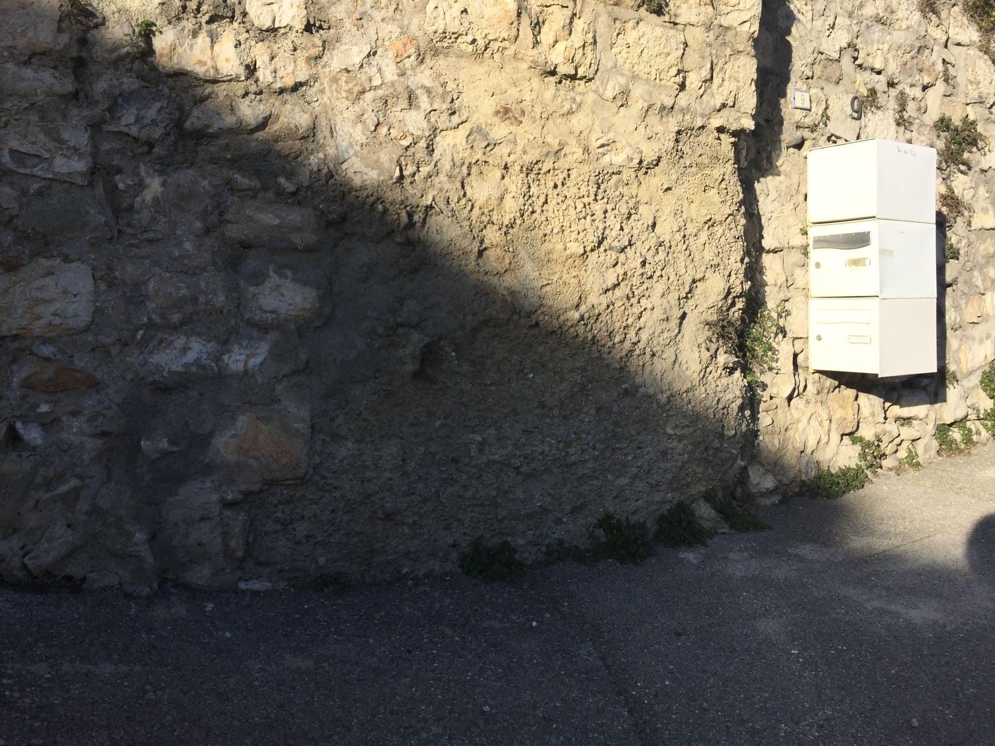 Street view near Hôtel La Citadelle, Sisteron — © so04 (CC BY-SA · Mapillary)