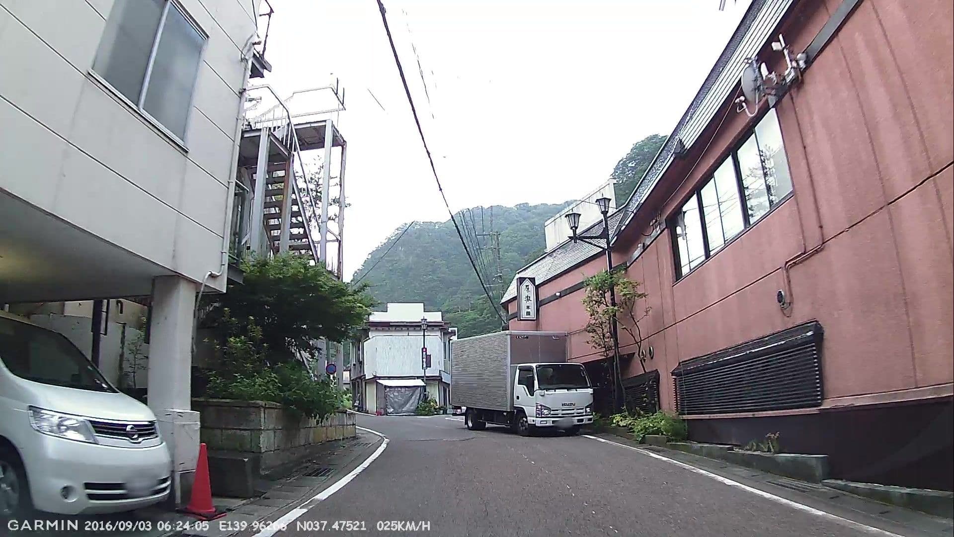 Street view near 東山温泉原龍, Aizu-Wakamatsu — © jmmapiranger (CC BY-SA · Mapillary)