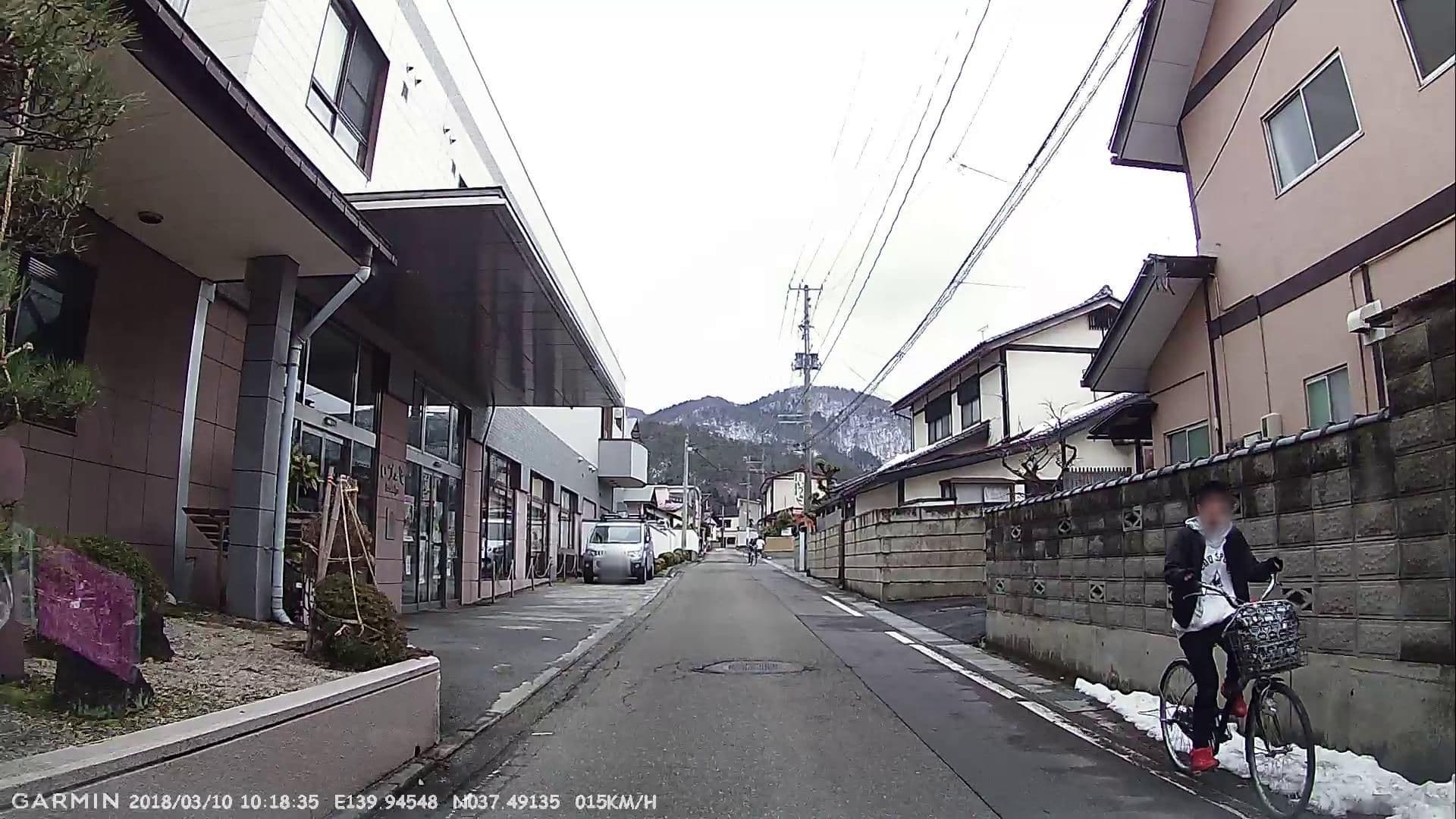Street view near いづみや, Aizu-Wakamatsu — © jmmapiranger (CC BY-SA · Mapillary)