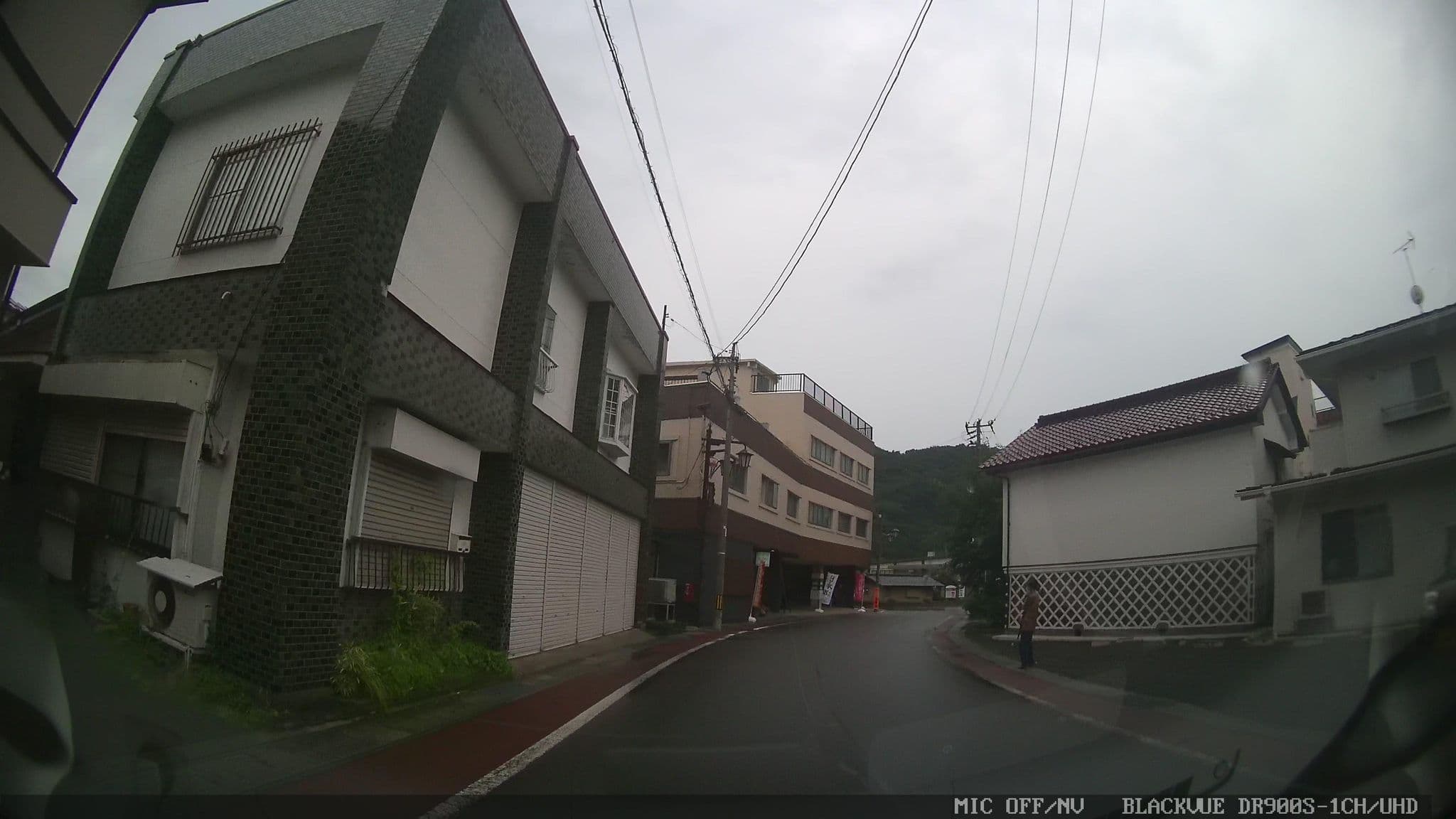 Street view near 小松屋旅館, Tamanoi — © jmmapiranger (CC BY-SA · Mapillary)
