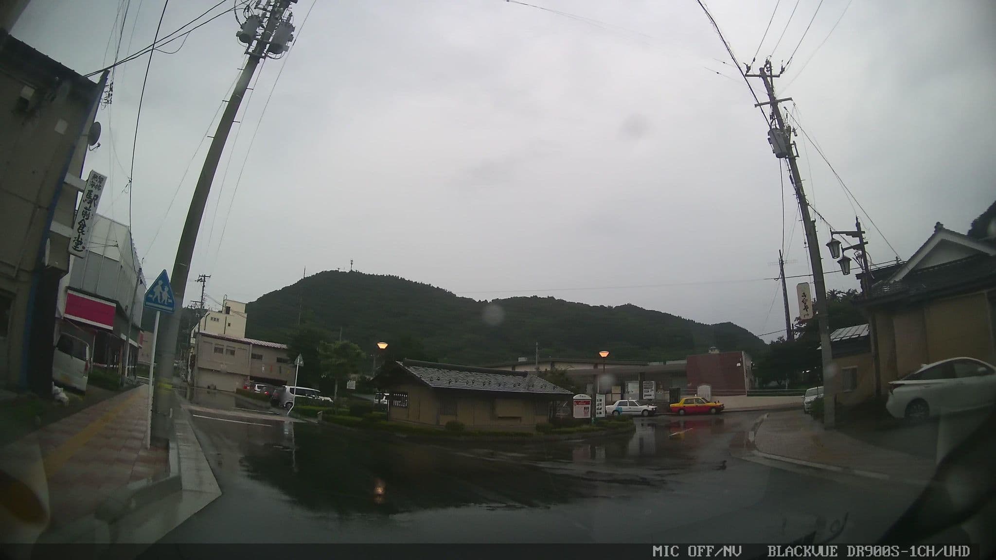 Street view near 松本屋旅館, Tamanoi — © jmmapiranger (CC BY-SA · Mapillary)