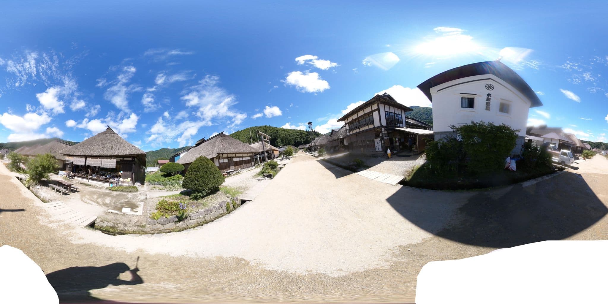 Street view near 大内宿 民宿 本家扇屋, Yagoshima — © okadatsuneo (CC BY-SA · Mapillary)
