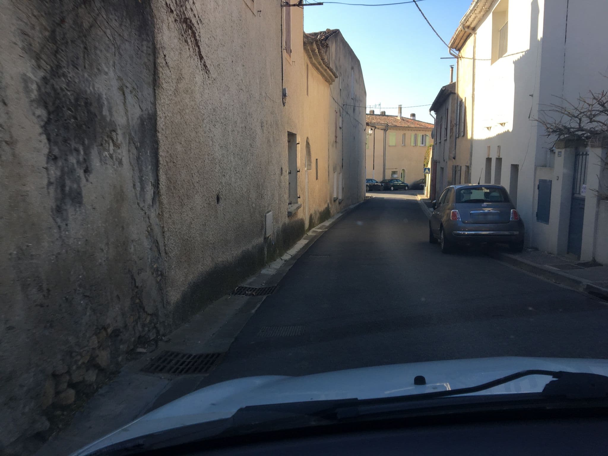 Street view near Chambre Luberon, Mallemort — © cabinetcourbi (CC BY-SA · Mapillary)