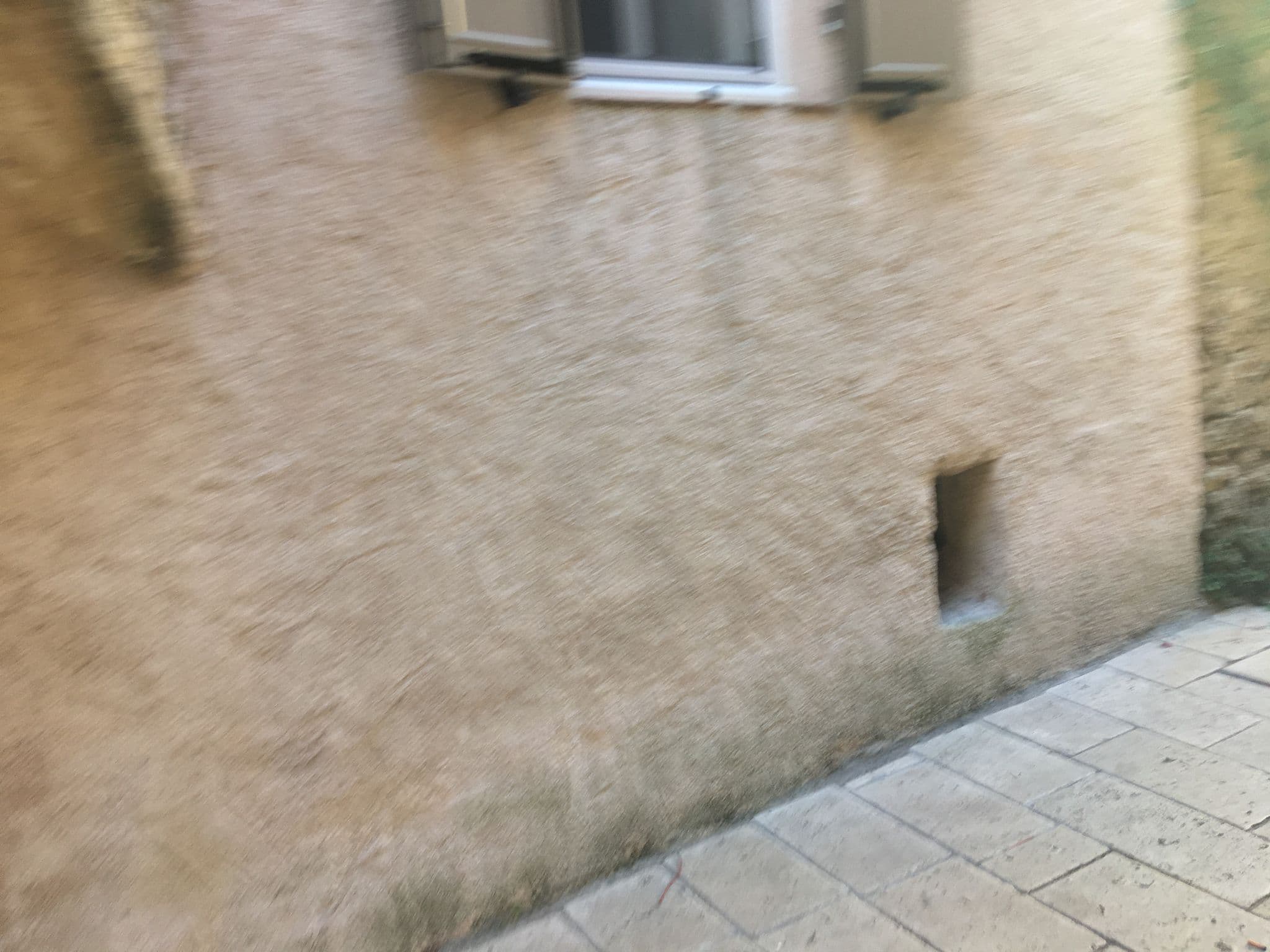 Street view near La maison des arcades, Villecroze — © phjarry (CC BY-SA · Mapillary)