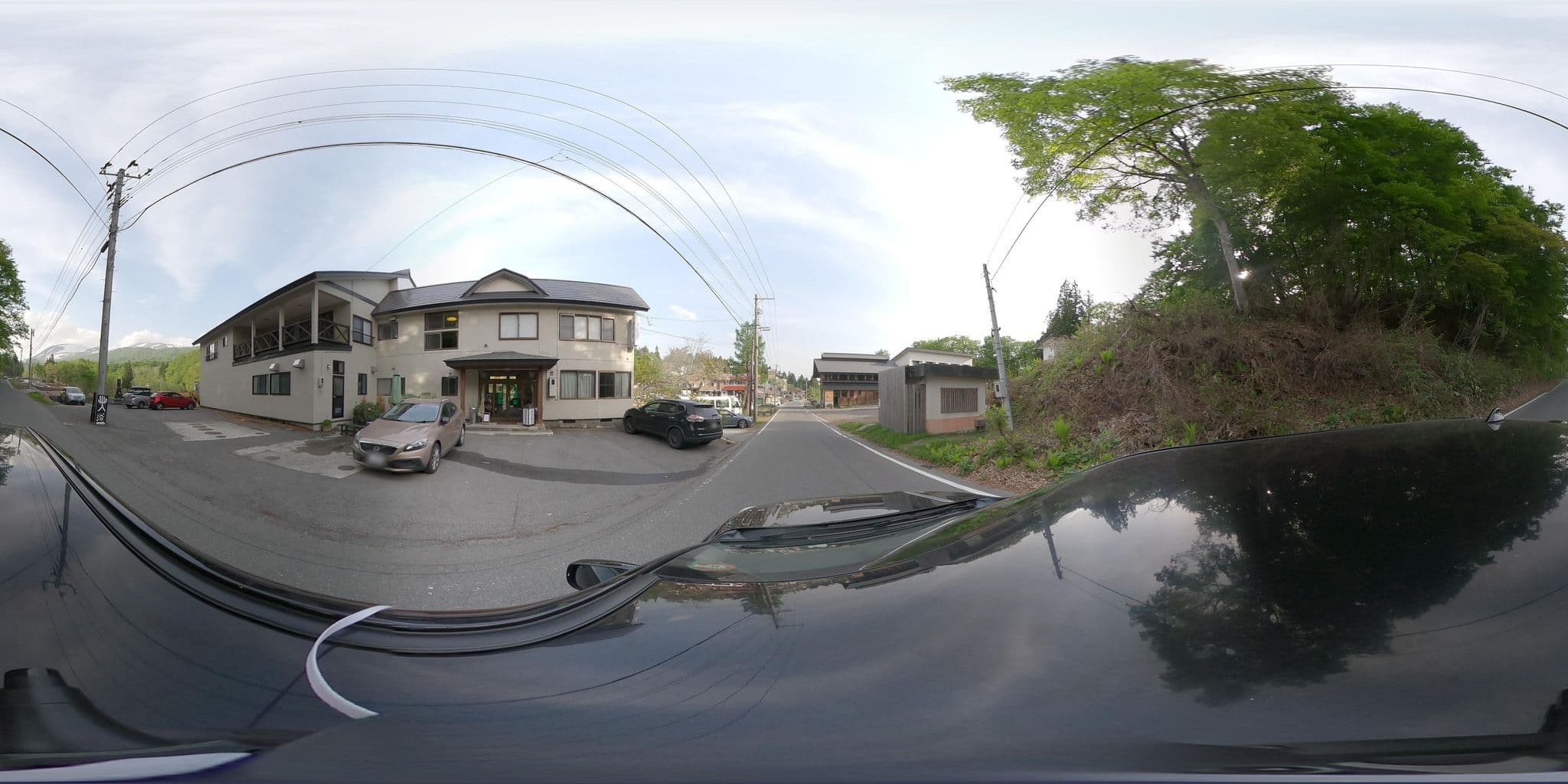 Street view near 月山志津温泉 湖畔の宿 五色亭旅館, Aterazawa — © yuki_charo (CC BY-SA · Mapillary)