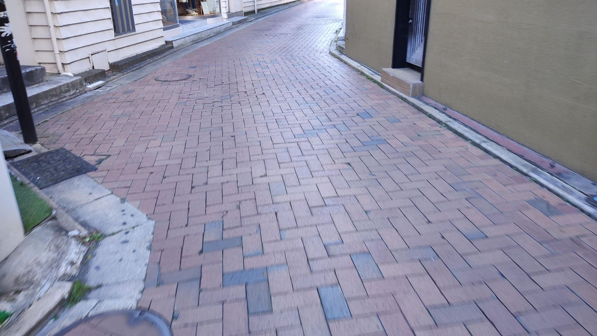 Street view near ホテルロイヤル郡山, Kōriyama — © jmmapiranger (CC BY-SA · Mapillary)