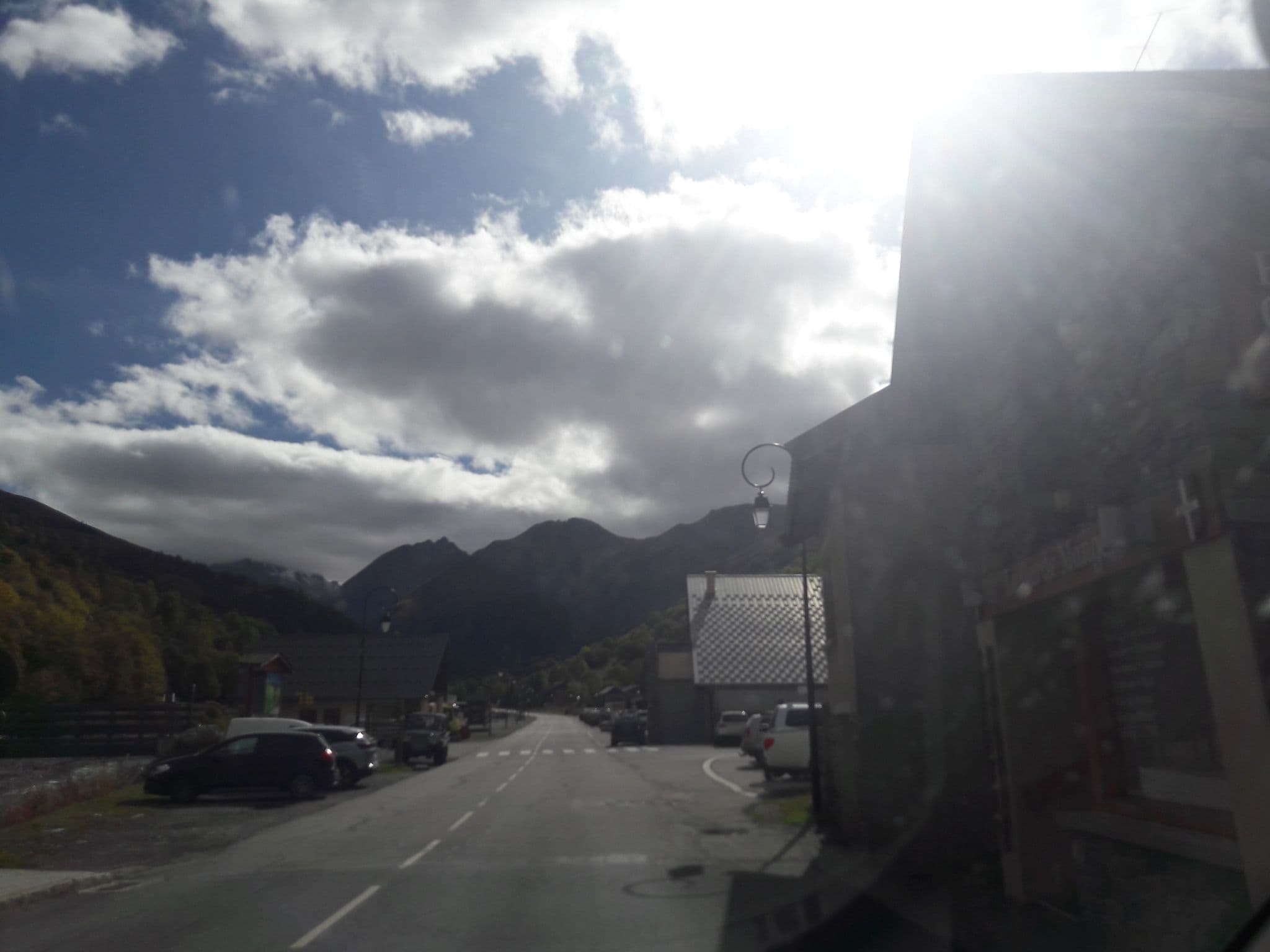 Street view near La Source, Valloire — © alexmodesto73 (CC BY-SA · Mapillary)