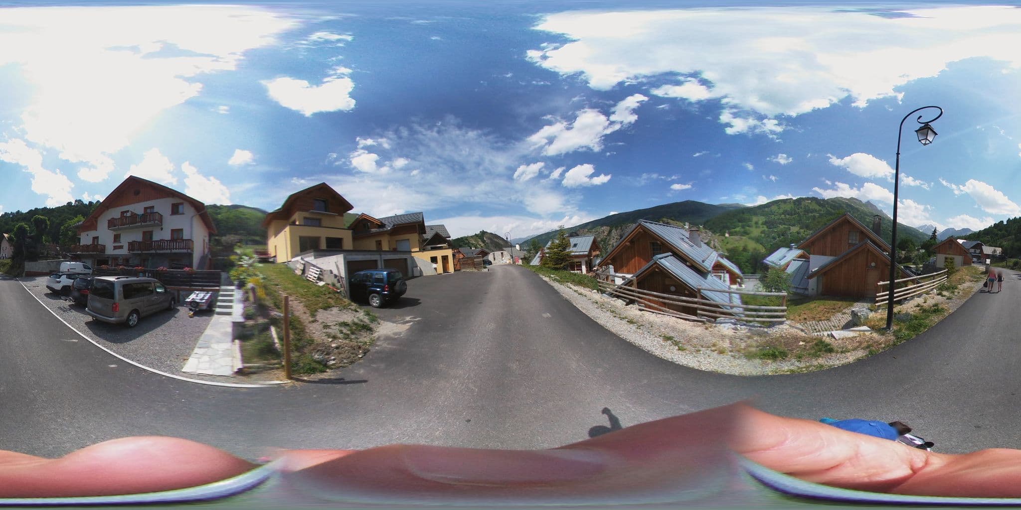 Street view near Le Tatihou, Valloire