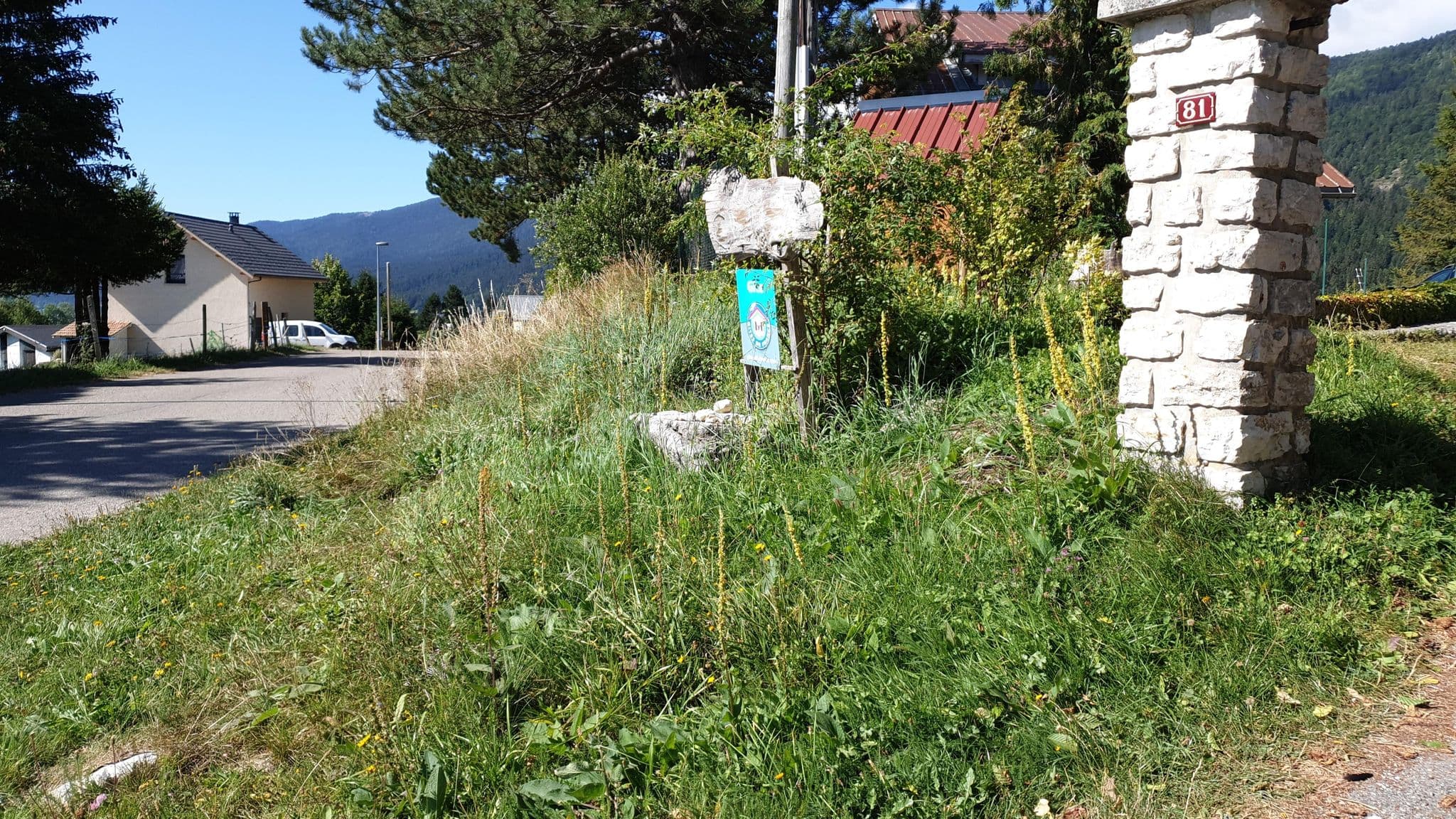 Street view near Les Gites du Chalet, Autrans — © binnette (CC BY-SA · Mapillary)