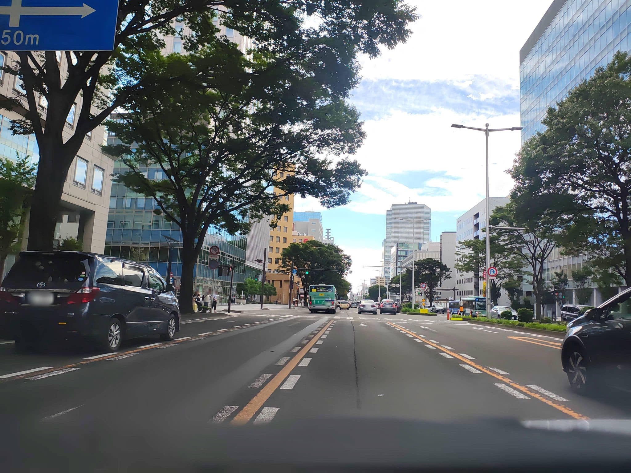 Street view near ライブラリーホテル 東二番丁, Sendai — © bunpai (CC BY-SA · Mapillary)