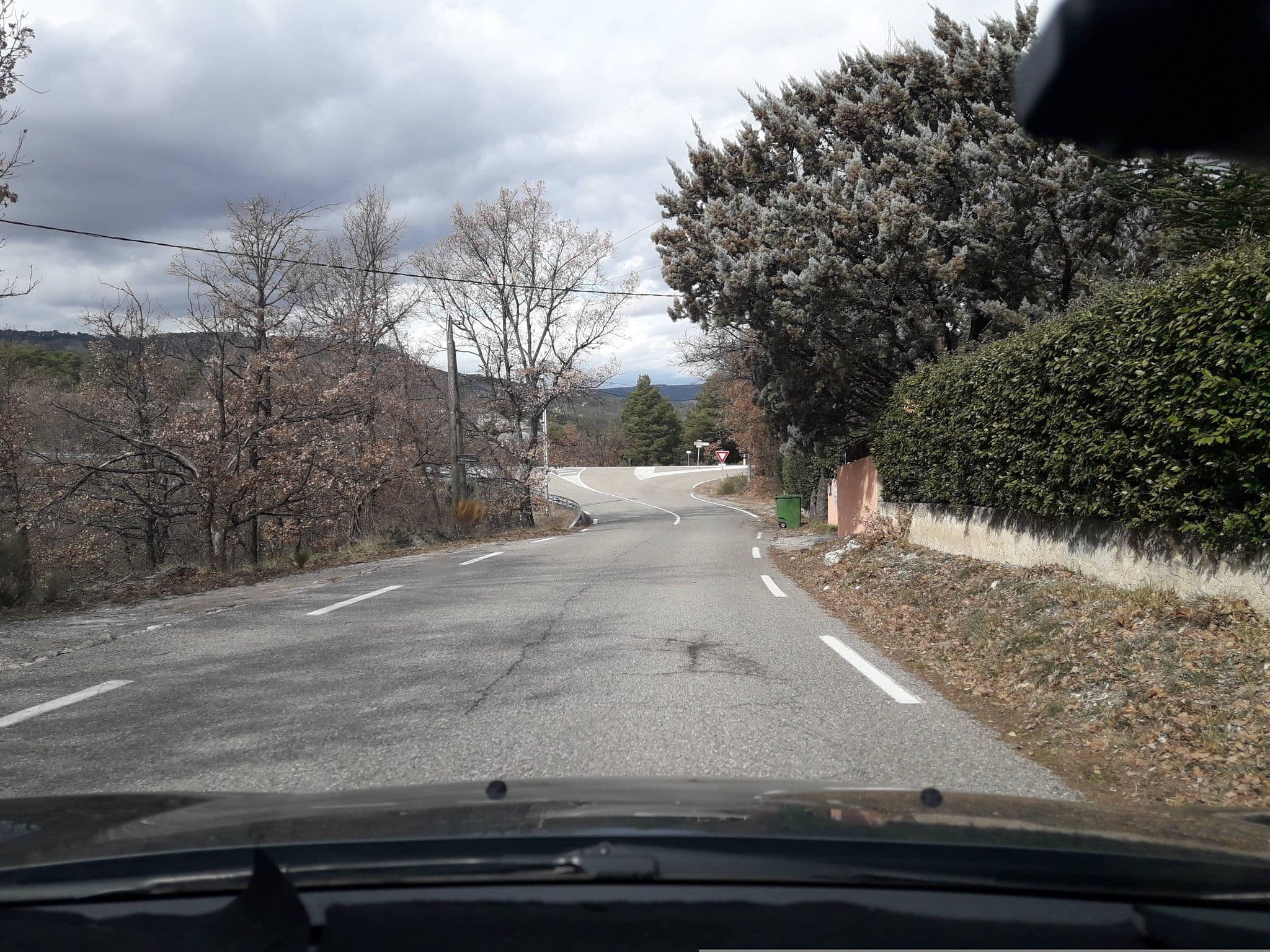 Street view near Le Chabassole, Riez — © eric_s (CC BY-SA · Mapillary)
