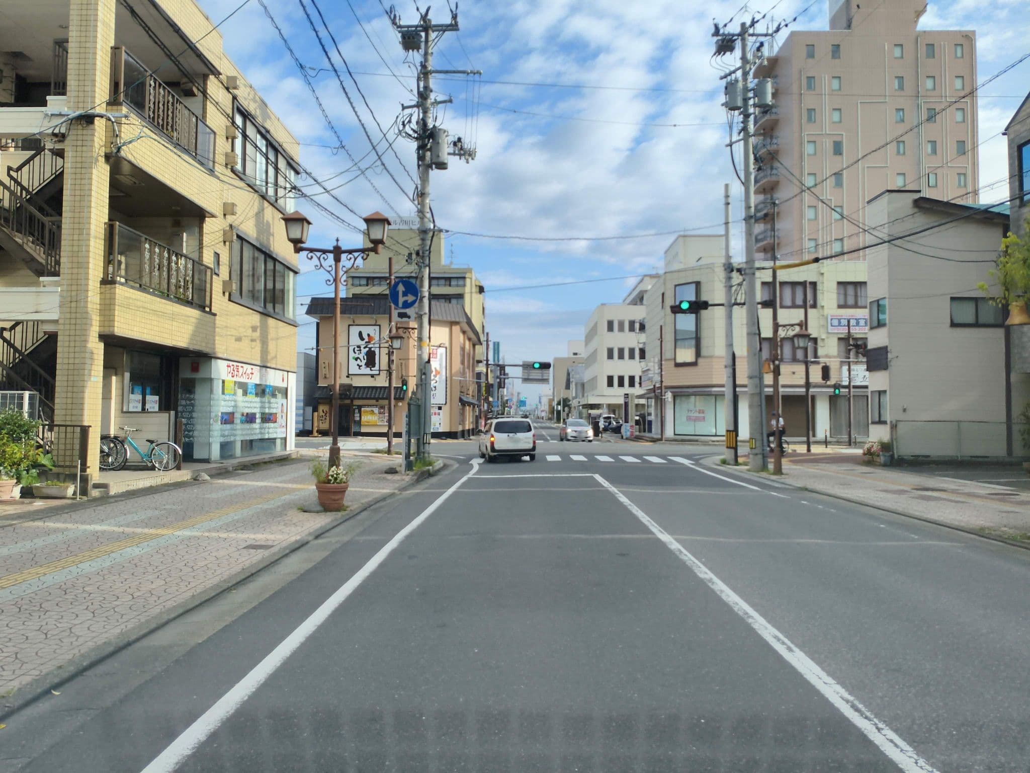 Street view near 石堂酒店, Furukawa — © parond (CC BY-SA · Mapillary)