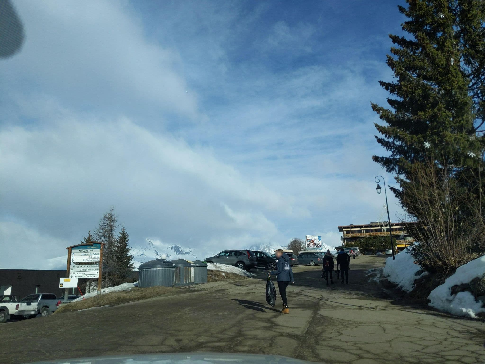 Street view near Pierra Menta, Belle-Plagne — © alexmodesto73 (CC BY-SA · Mapillary)