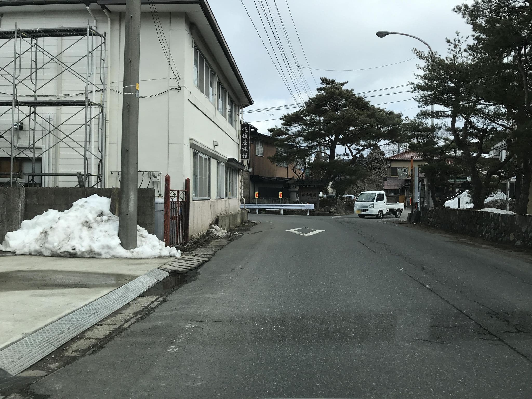 Street view near 越後屋旅館, Naka-niida — © tom_g3x (CC BY-SA · Mapillary)