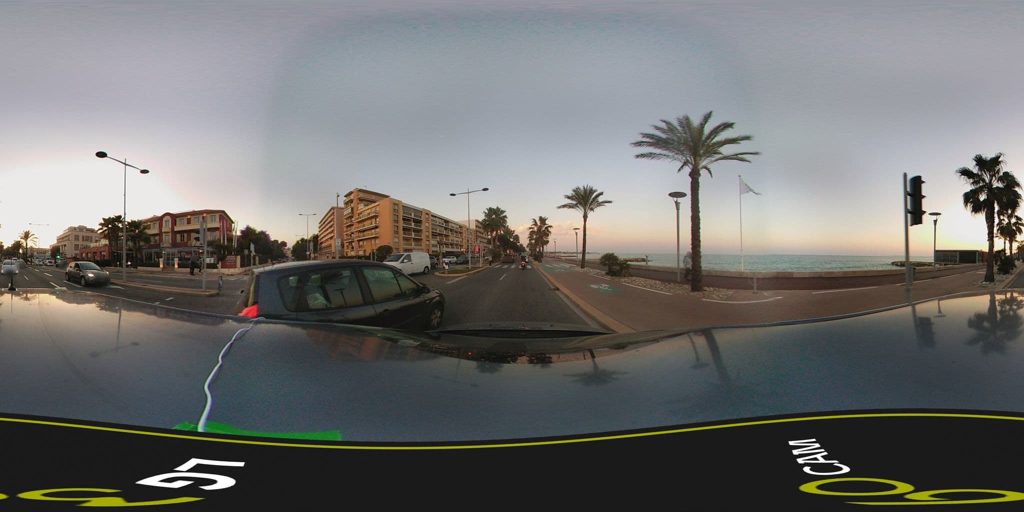 Street view near Hôtel Royalmar, Cagnes-sur-Mer — © vgrosso (CC BY-SA · Mapillary)