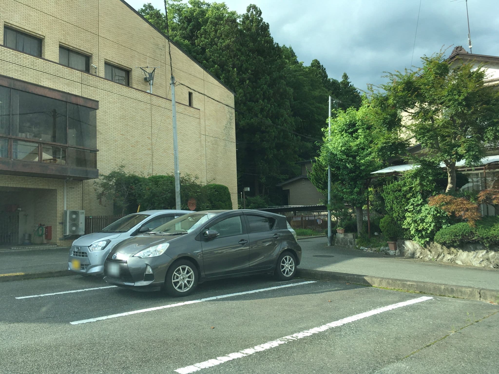 Street view near 岩新商店, Tateishi — © nao1201 (CC BY-SA · Mapillary)