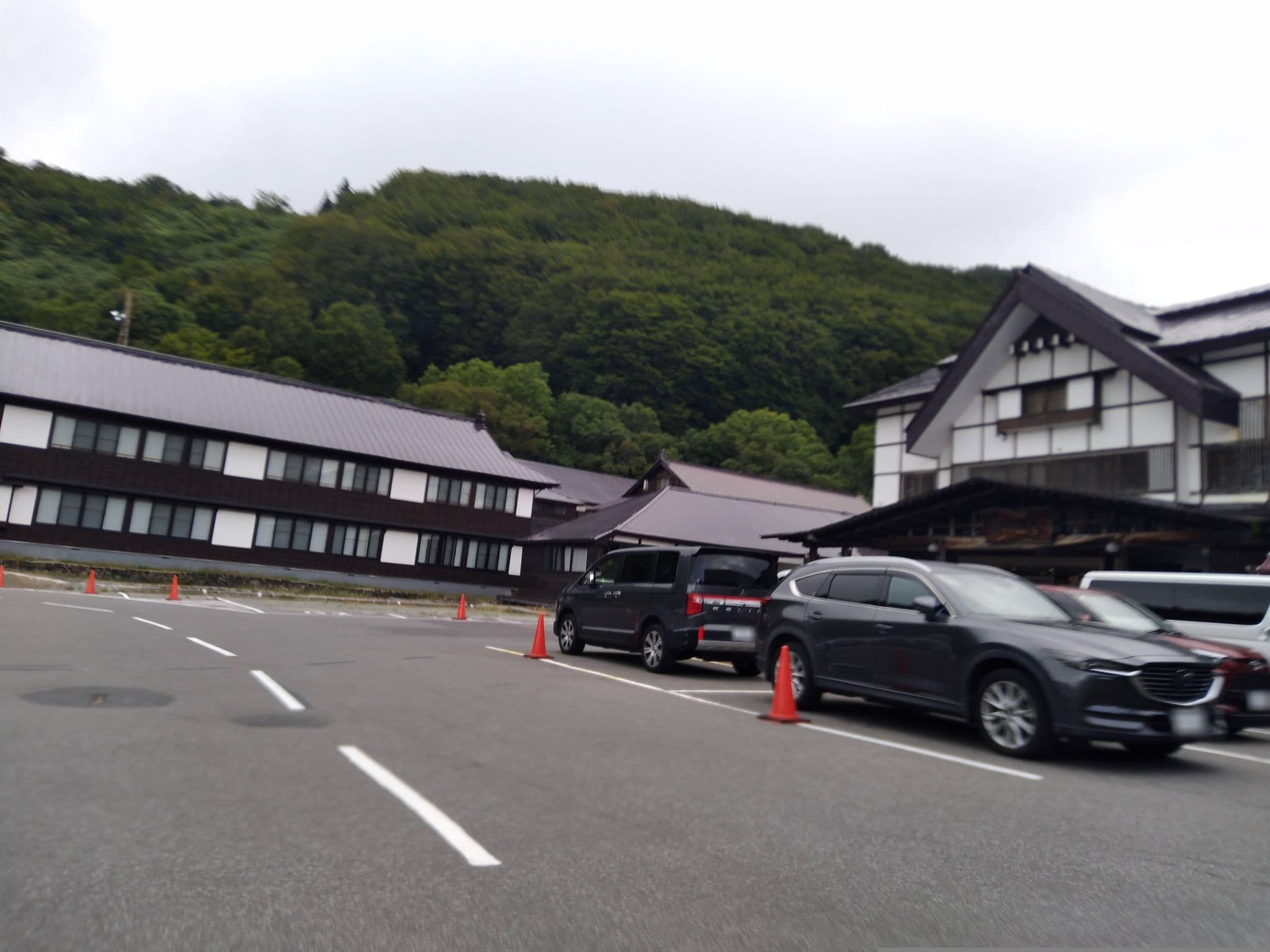Street view near 酸ヶ湯温泉旅館, Aomori — © yasunari (CC BY-SA · Mapillary)