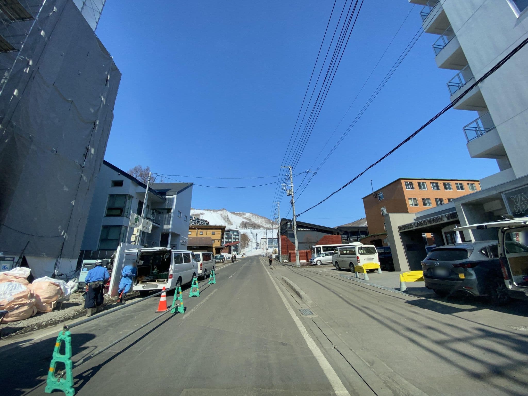 Street view near ニセコランドマークビュー, Kutchan — © irvinfly (CC BY-SA · Mapillary)