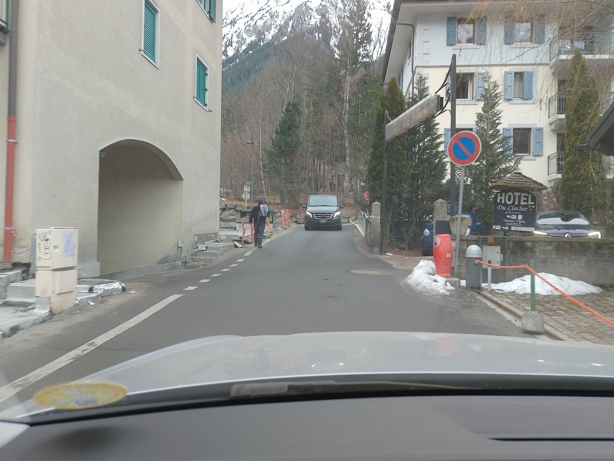 Street view near Le Faucigny, Chamonix-Mont-Blanc — © laye (CC BY-SA · Mapillary)