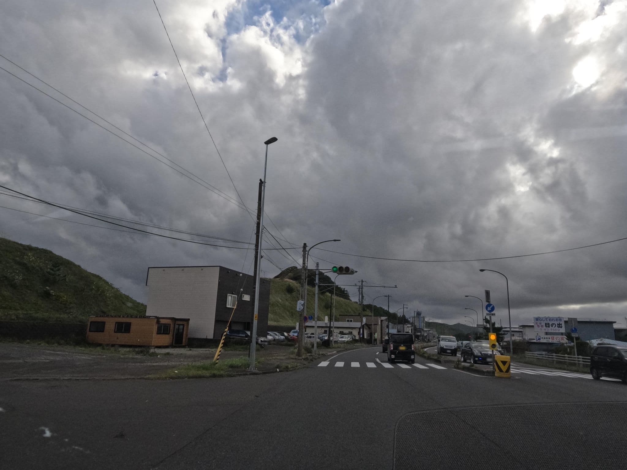 Street view near 日の出民宿旅館, Muroran — © rsnaru (CC BY-SA · Mapillary)