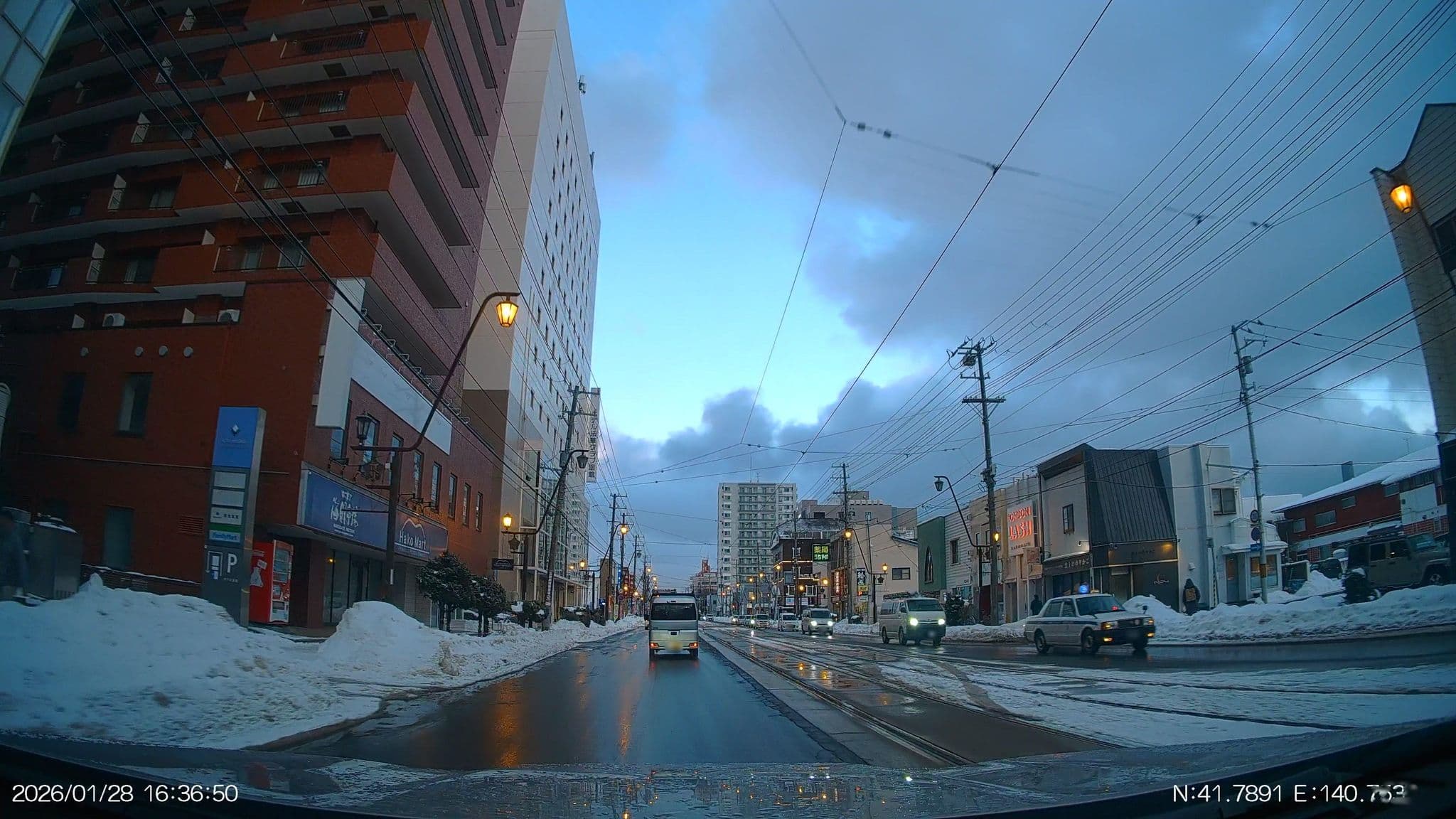 Street view near ホテルマイステイズ函館五稜郭, Hakodate — © aHS (CC BY-SA · Mapillary)