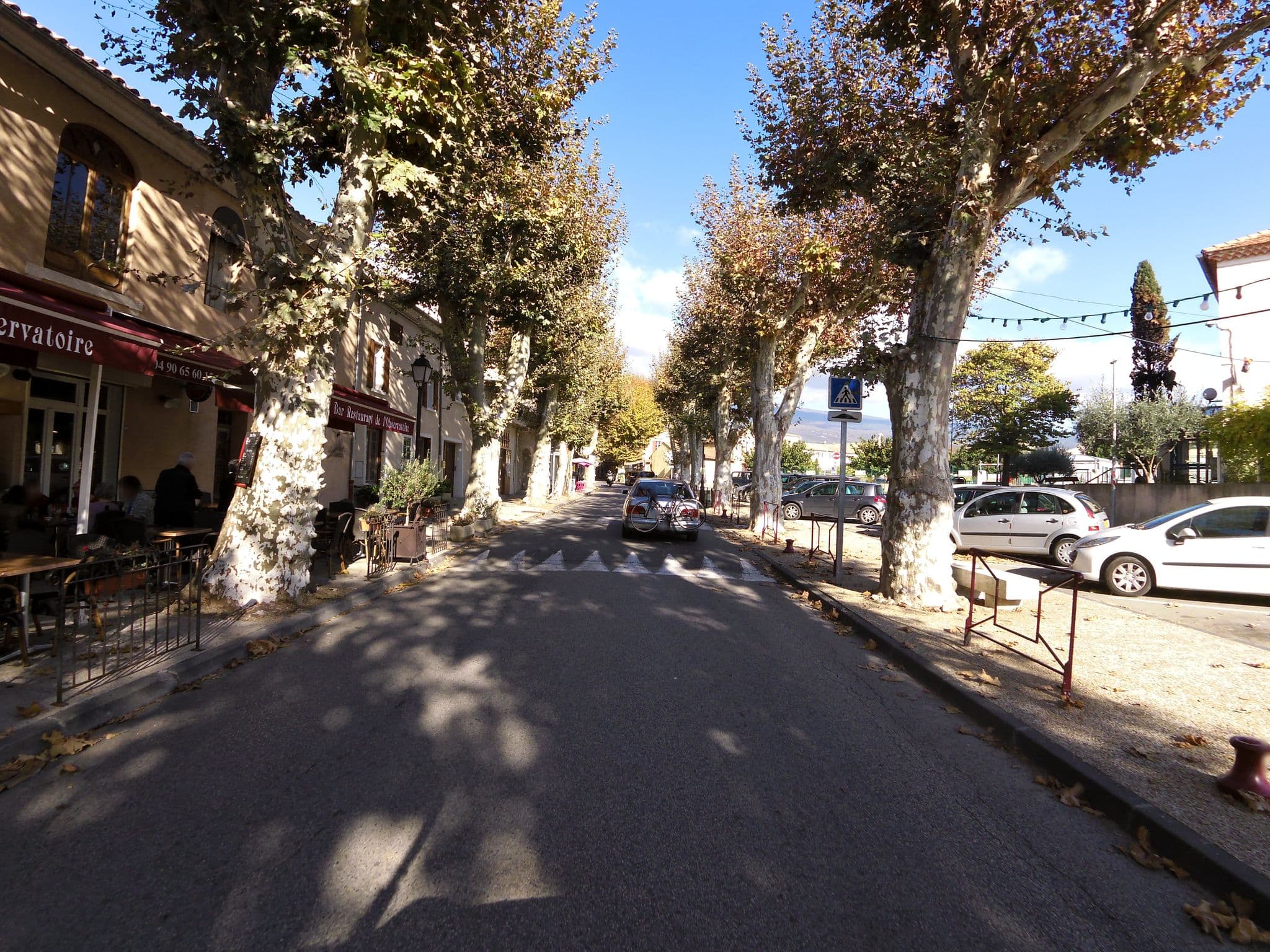 Street view near Hôtel de L Observât, Bédoin — © zors1843 (CC BY-SA · Mapillary)