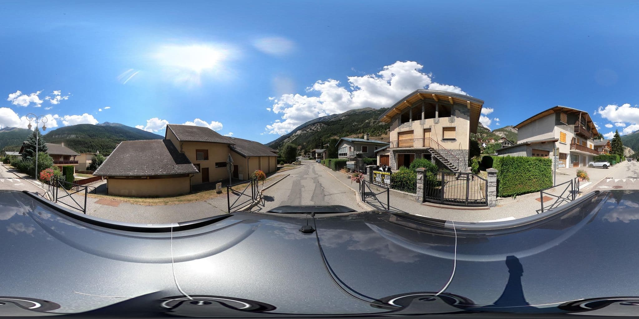 Street view near Le Barillon, Modane — © eric_s (CC BY-SA · Mapillary)