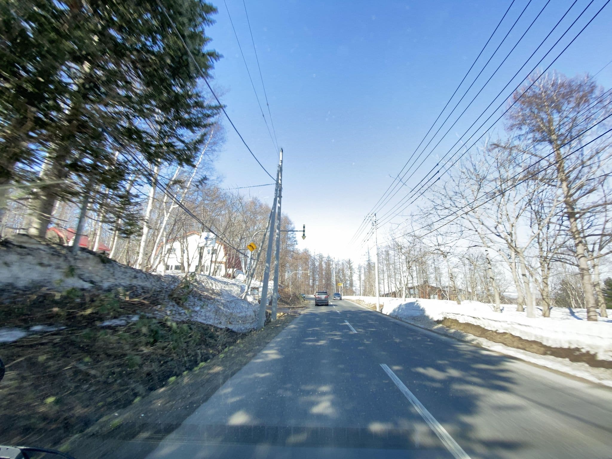 Street view near アルバータロッジ・ログ貸別荘, Kutchan — © irvinfly (CC BY-SA · Mapillary)