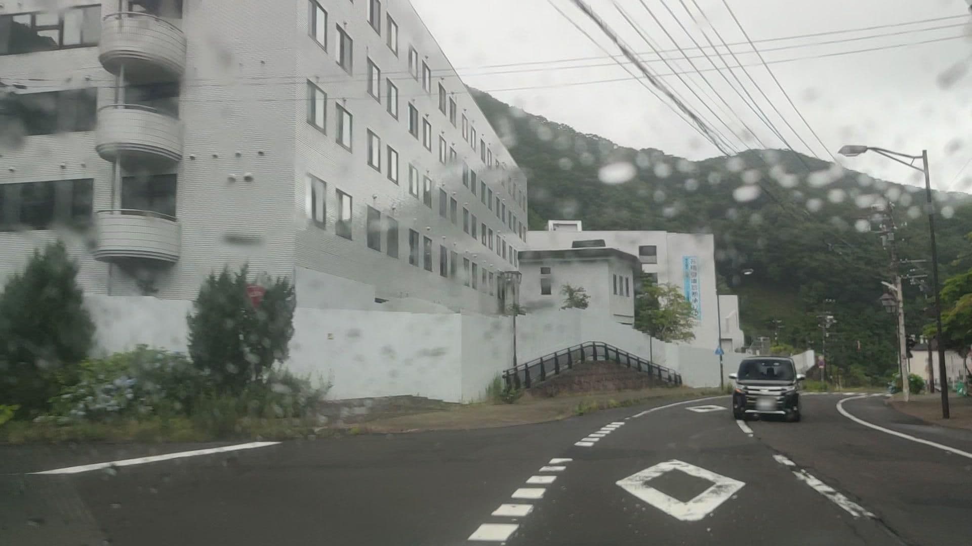 Street view near 登別温泉 花鐘亭 はなや, Noboribetsu — © drivephotograph (CC BY-SA · Mapillary)