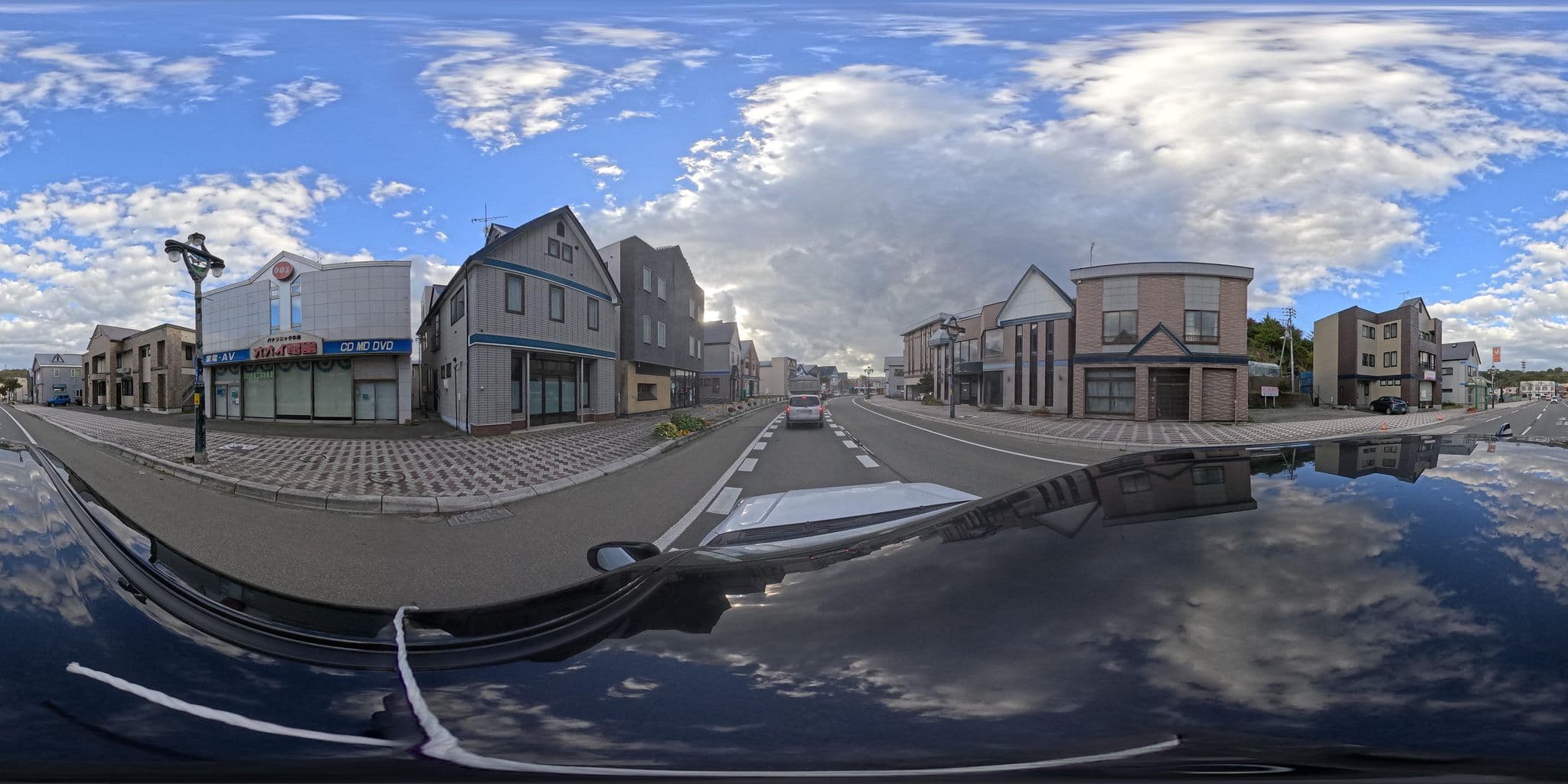 Street view near 旅館昇月, Urakawa — © yuki_charo (CC BY-SA · Mapillary)