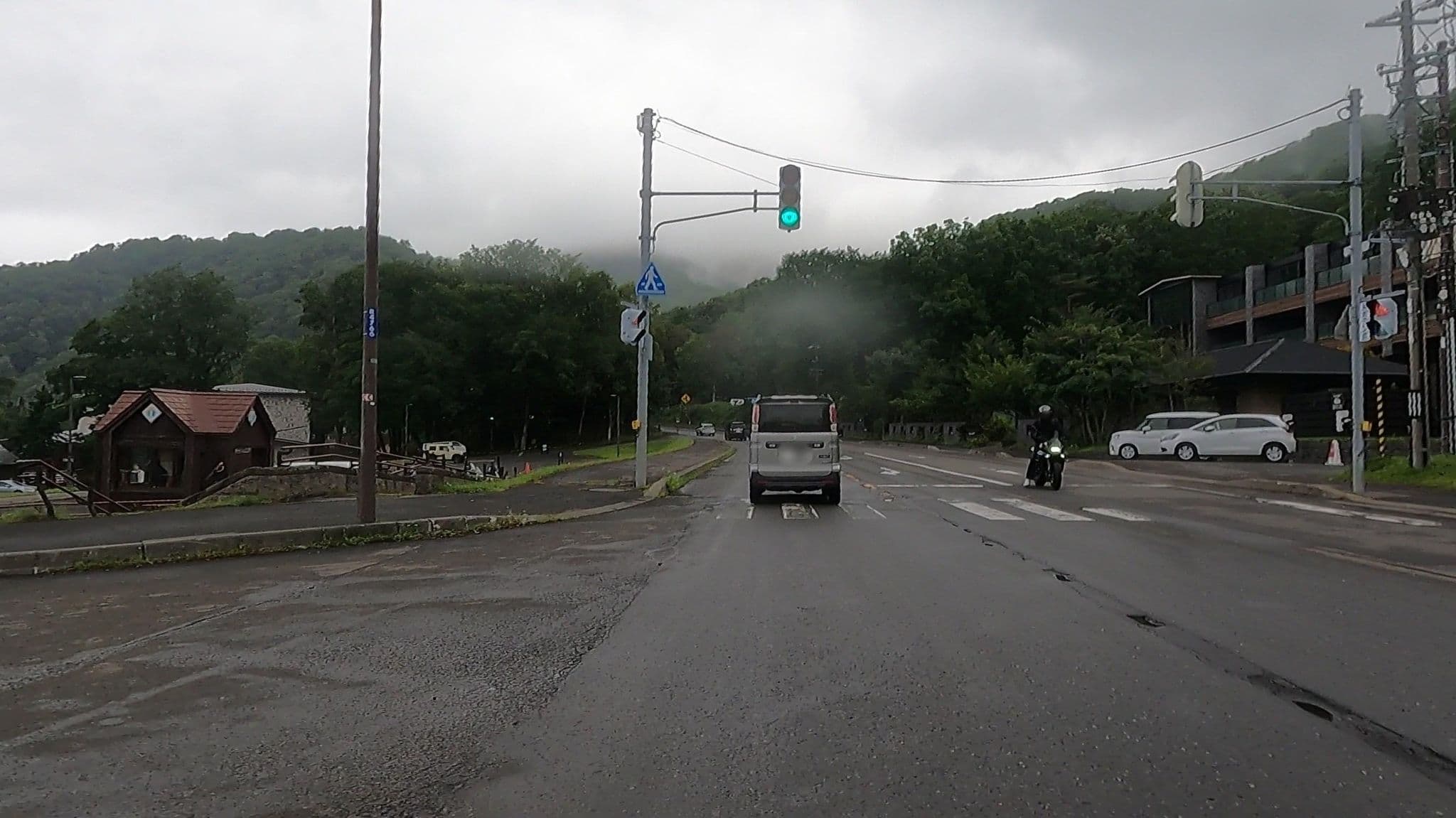 Street view near しこつ湖 鶴雅別荘 碧の座, Eniwa — © takayuki (CC BY-SA · Mapillary)