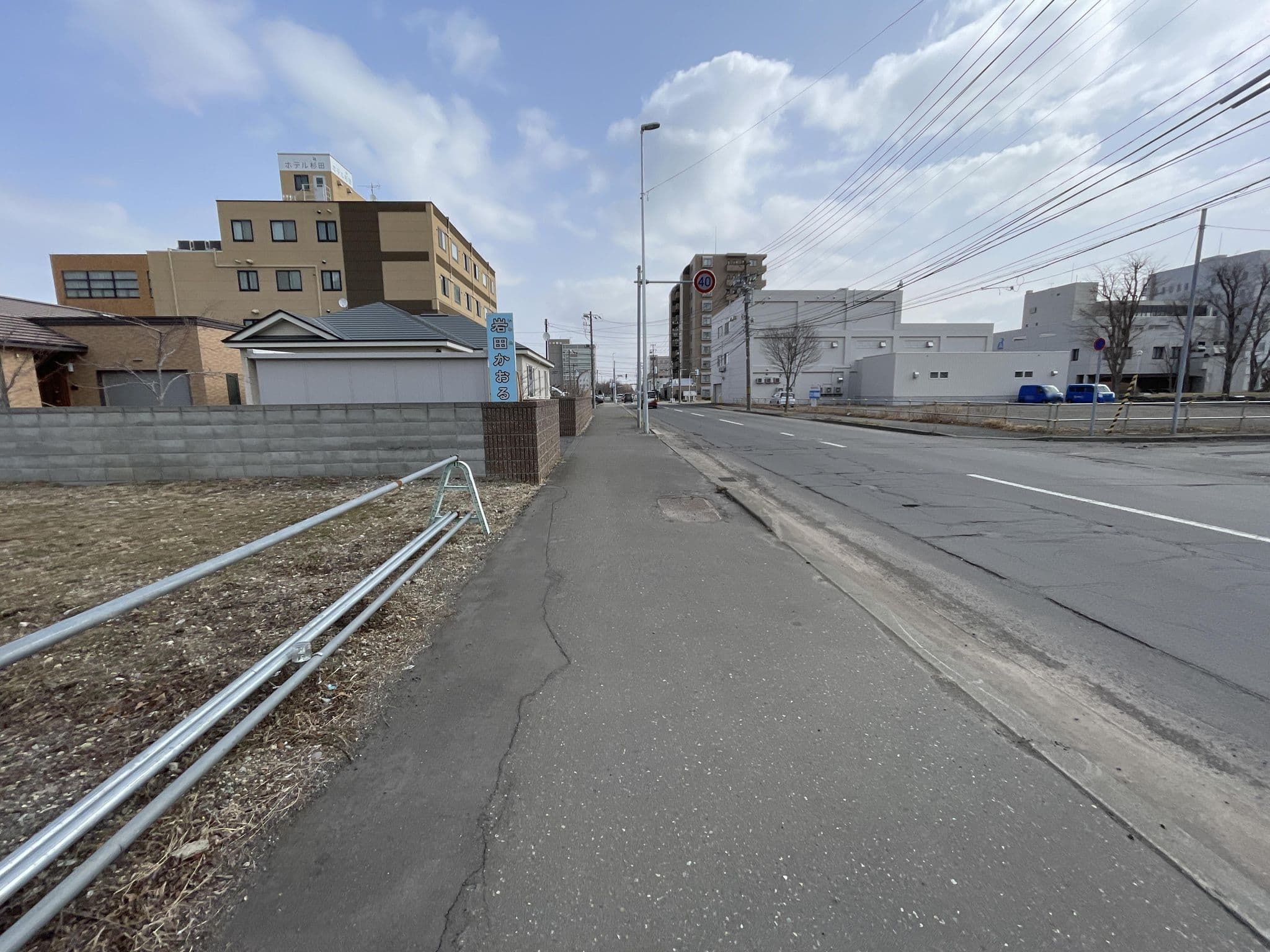 Street view near くつろぎの湯苫小牧ホテル杉田, Tomakomai — © tometome (CC BY-SA · Mapillary)