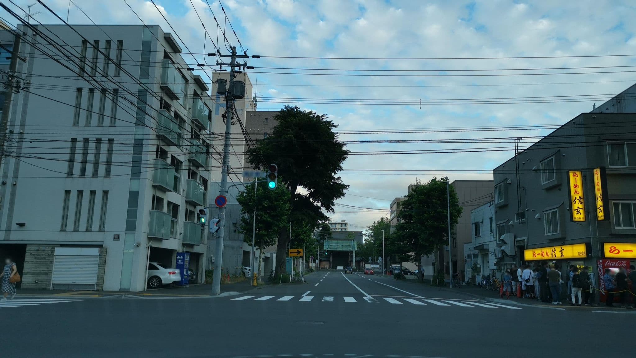 Street view near ホテル ローヤルステイ・サッポロ, Sapporo — © watalucky (CC BY-SA · Mapillary)