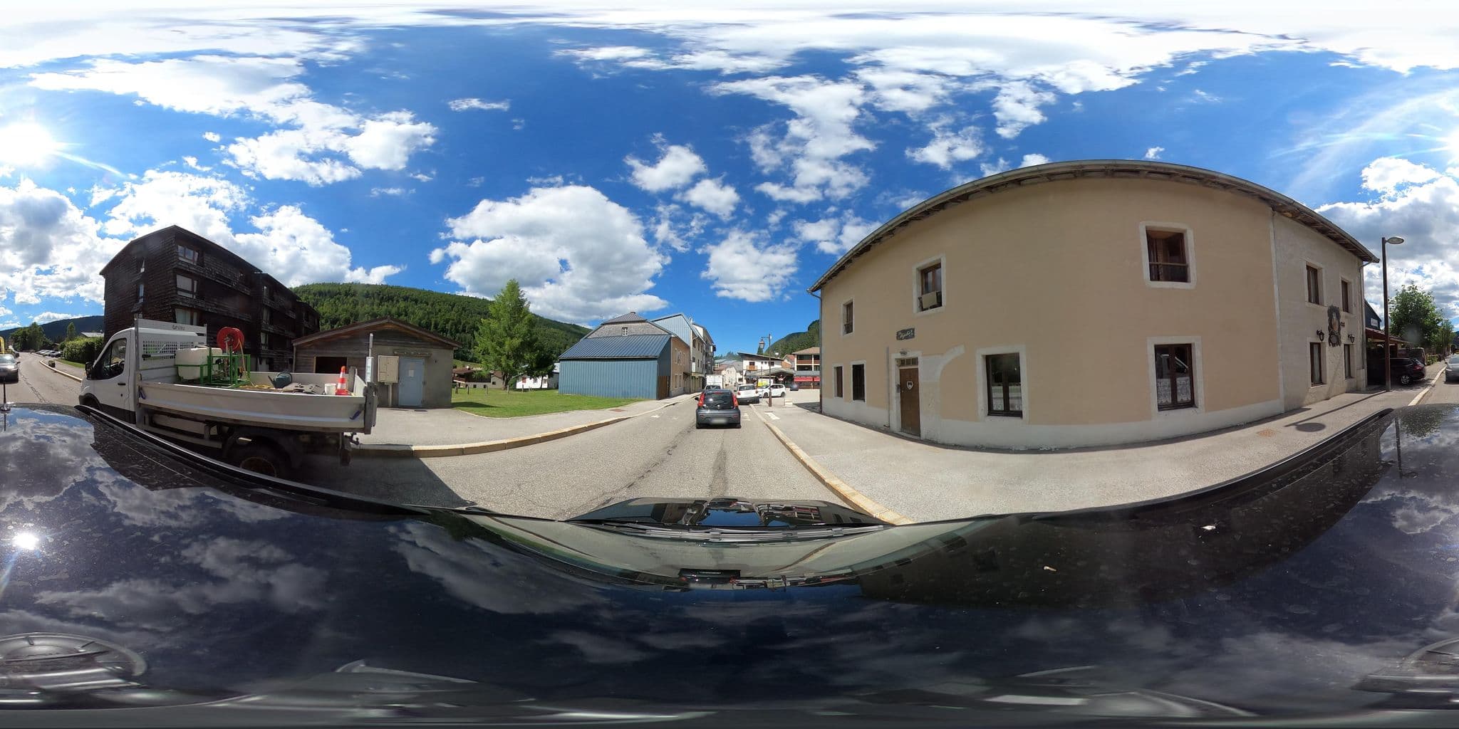 Street view near La Mijolie, Gex — © sogefi (CC BY-SA · Mapillary)