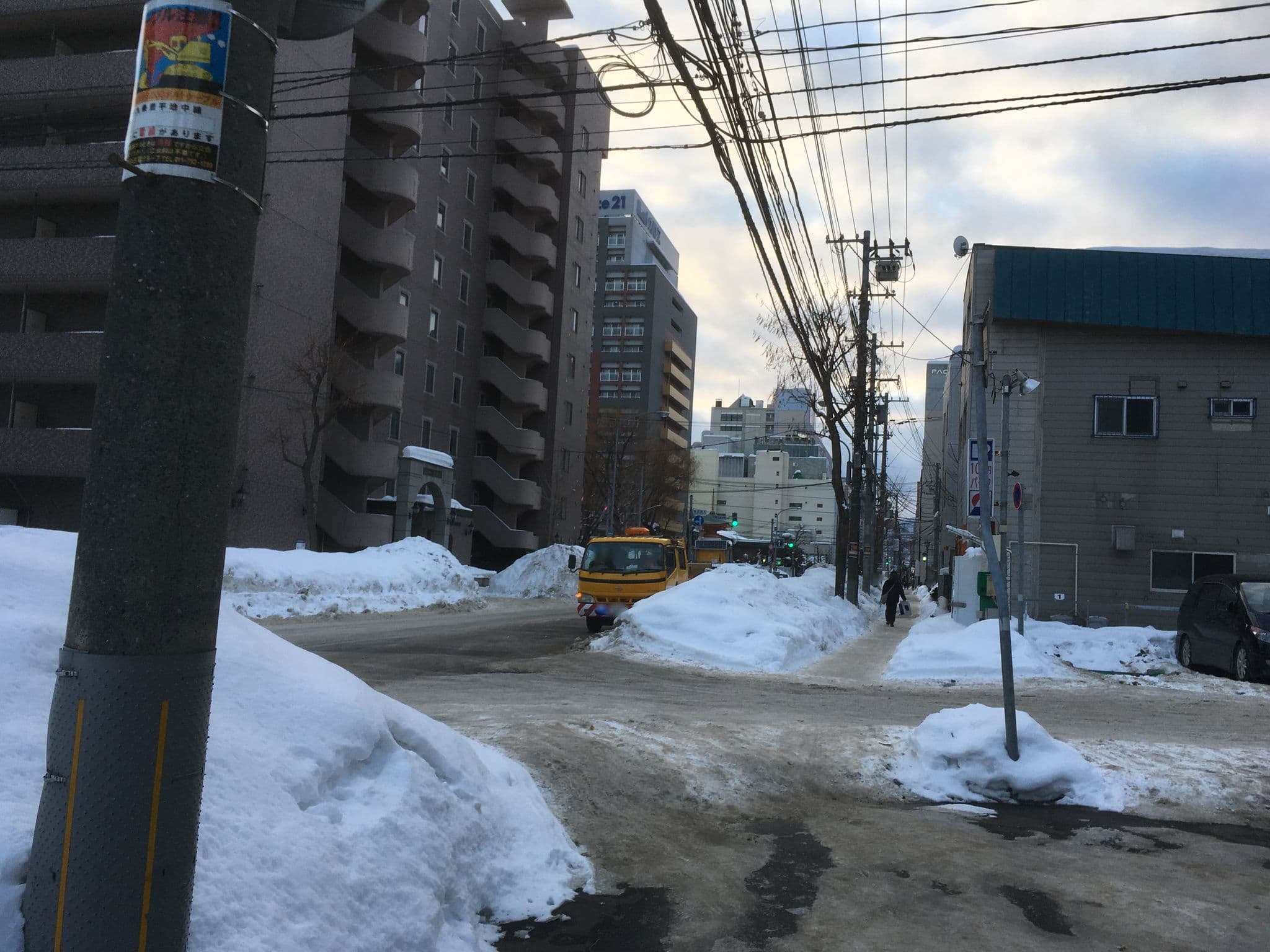 Street view near オパス 702, Sapporo — © chrisbeddow (CC BY-SA · Mapillary)