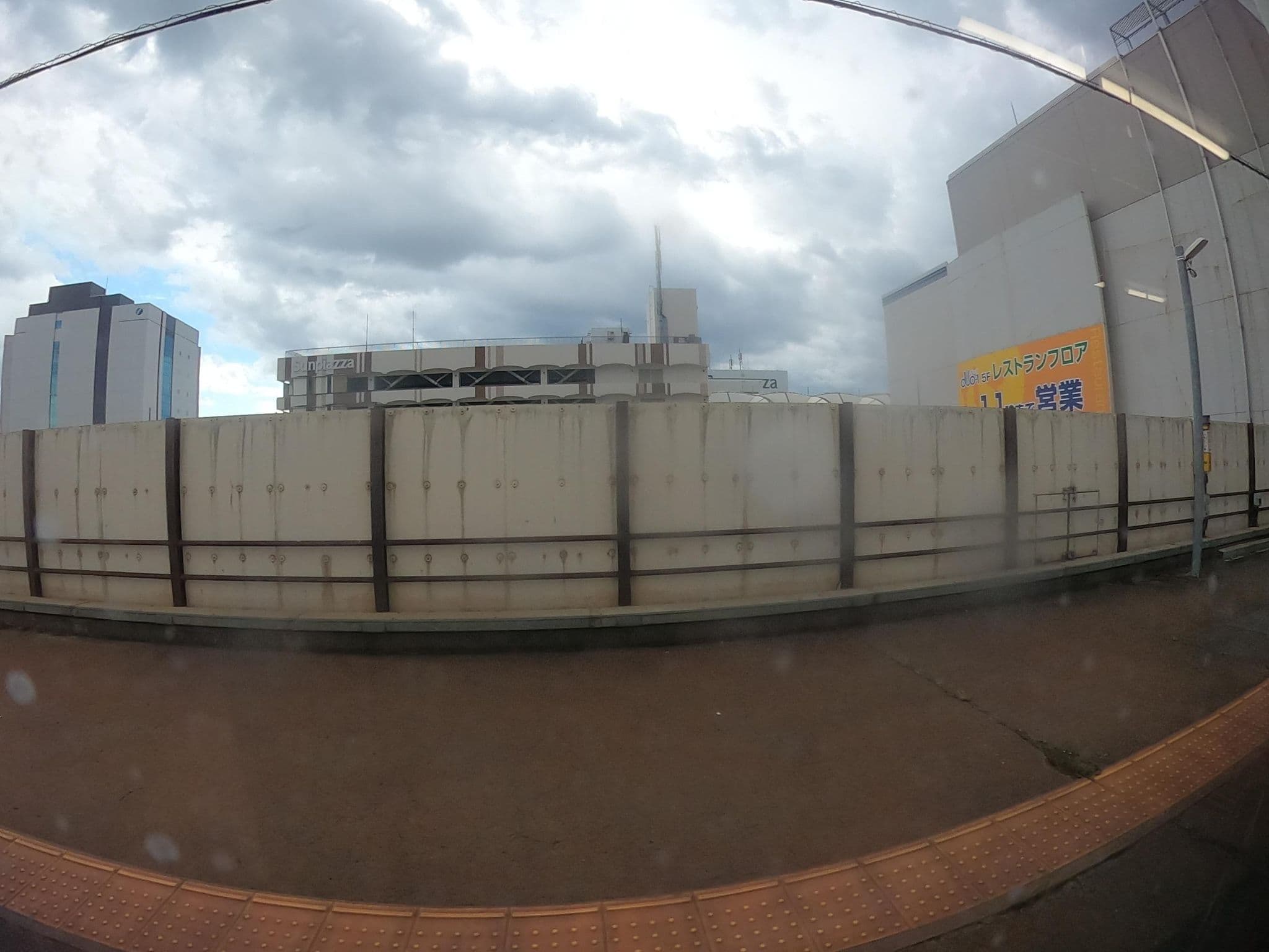 Street view near 新さっぽろアークシティホテル, Ebetsu — © castletrain (CC BY-SA · Mapillary)