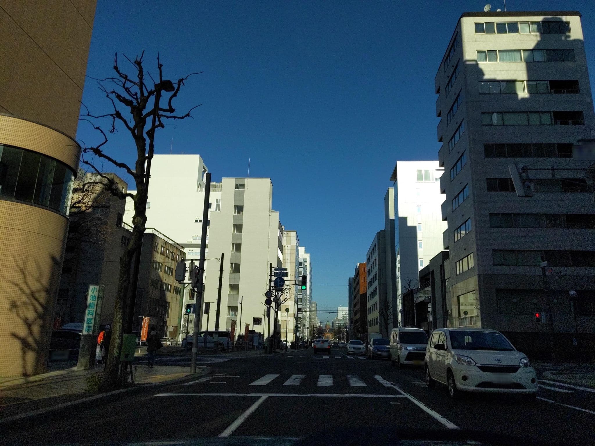 Street view near ホテルアベスト札幌, Sapporo — © donuzium (CC BY-SA · Mapillary)