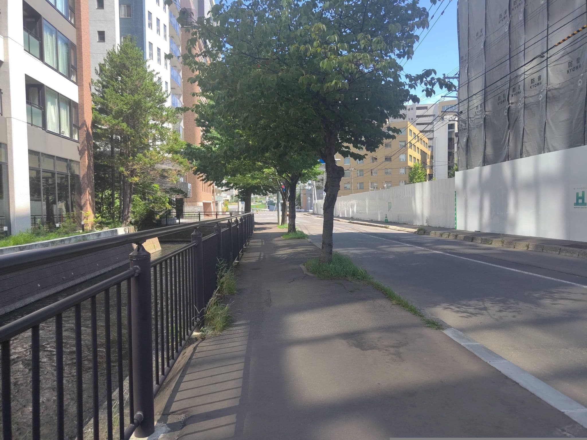 Street view near ススキノグリーンホテル3 (Susukino Green Hotel 3), Sapporo — © komali2 (CC BY-SA · Mapillary)