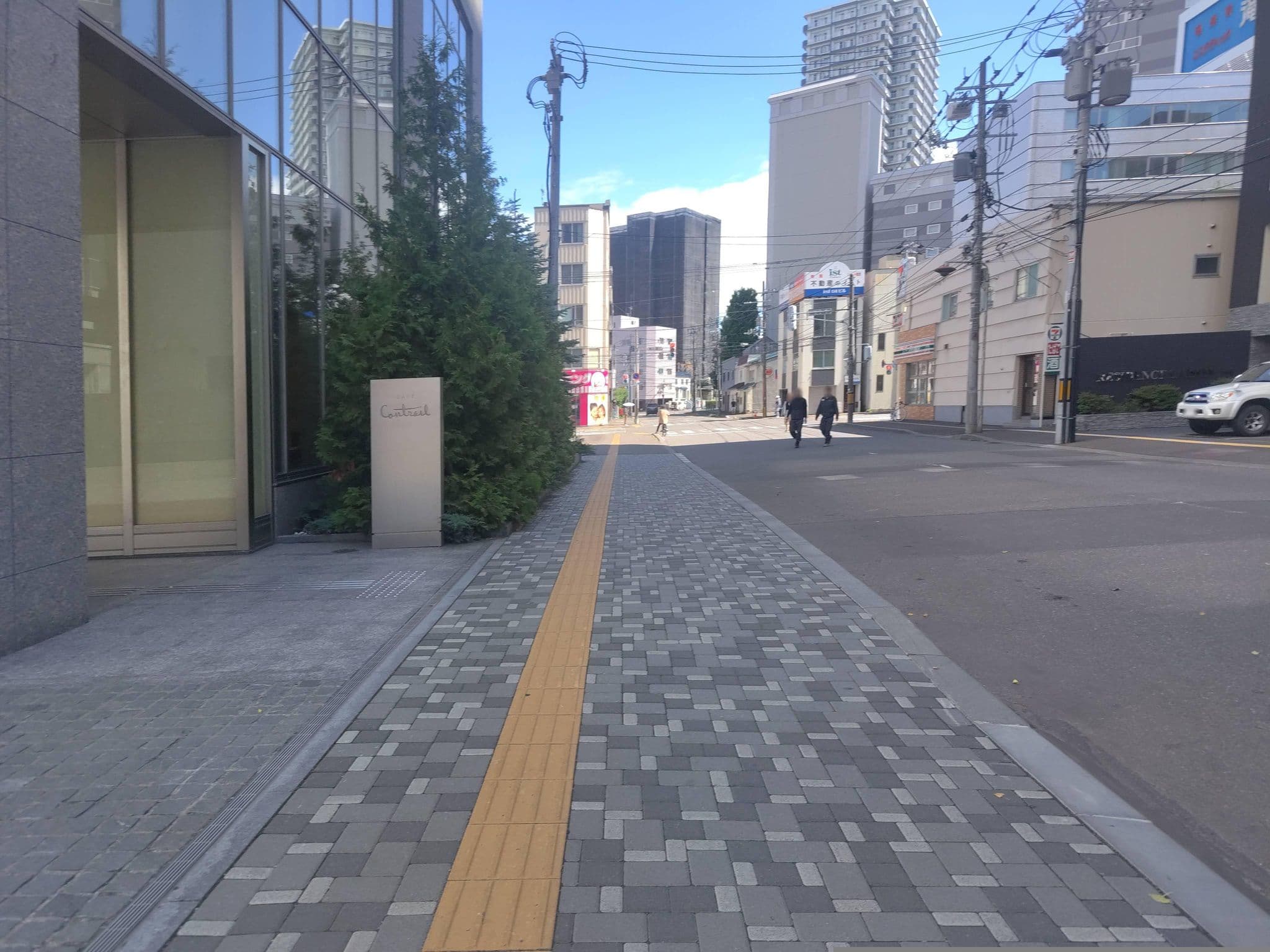 Street view near レジデンスプラス札幌１, Sapporo — © komali2 (CC BY-SA · Mapillary)