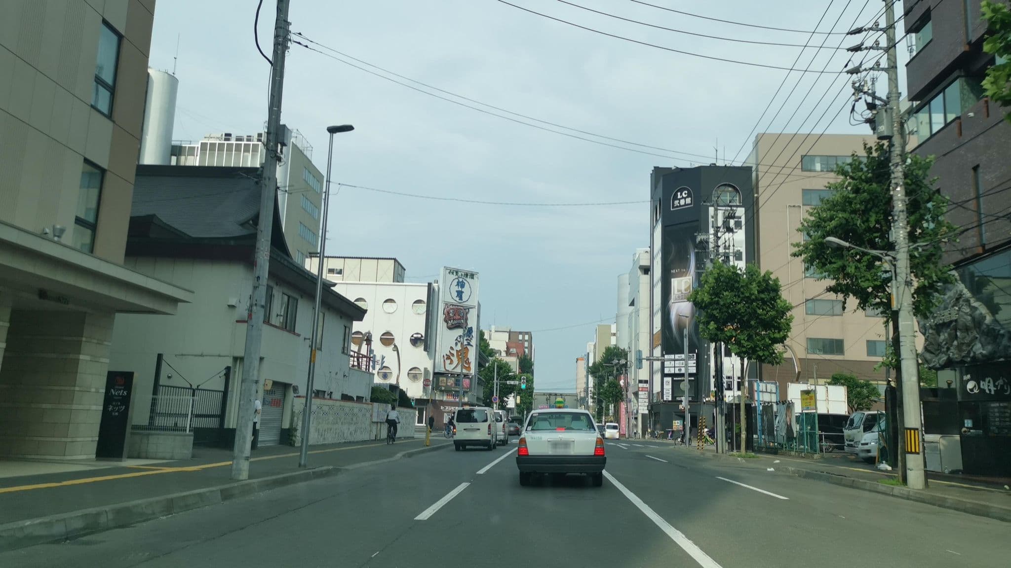 Street view near ホテルネッツ札幌, Sapporo — © watalucky (CC BY-SA · Mapillary)