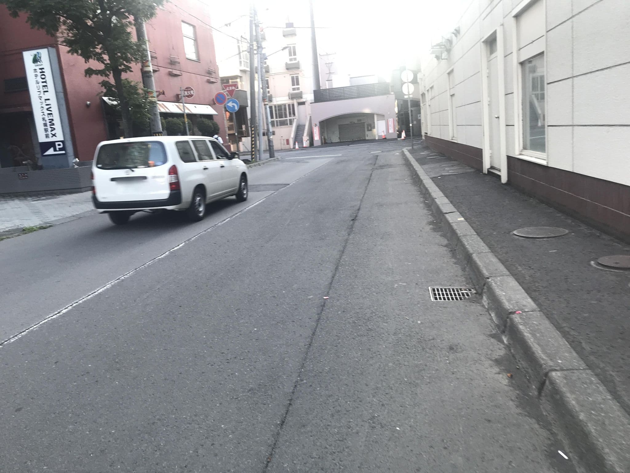 Street view near 札幌クレセントホテル (SAPPORO CRESCENT HOTEL), Sapporo — © musashino5 (CC BY-SA · Mapillary)