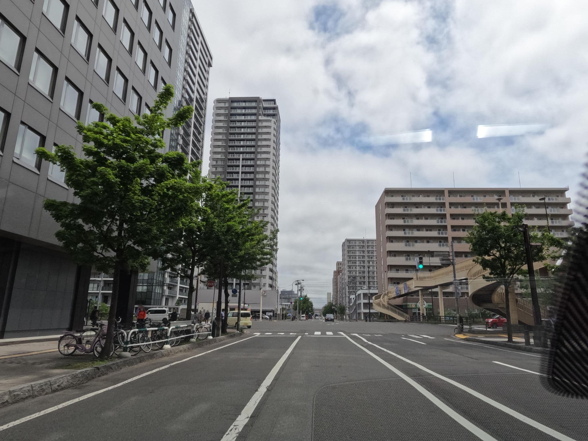 Street view near 札幌全日空ホテル (ANA Hotel Sapporo), Sapporo — © rsnaru (CC BY-SA · Mapillary)