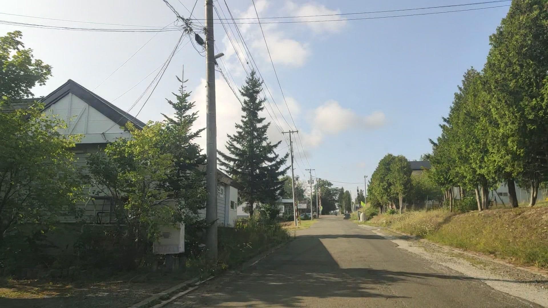 Street view near 忍者アート富良野 コテージ, Shimo-furano — © drivephotograph (CC BY-SA · Mapillary)