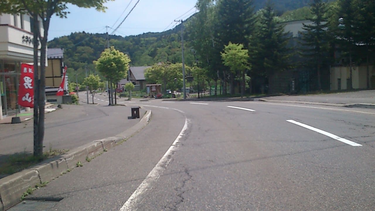 Street view near 糠平温泉 中村屋, Kamishihoro — © yasunari (CC BY-SA · Mapillary)