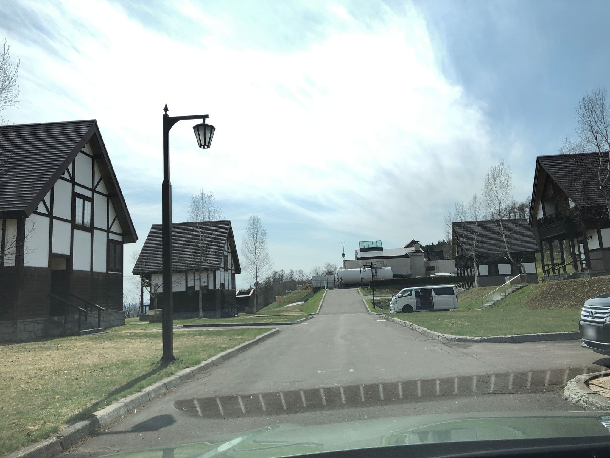 Street view near エルム高原ケビン村, Akabira — © h_hvv (CC BY-SA · Mapillary)