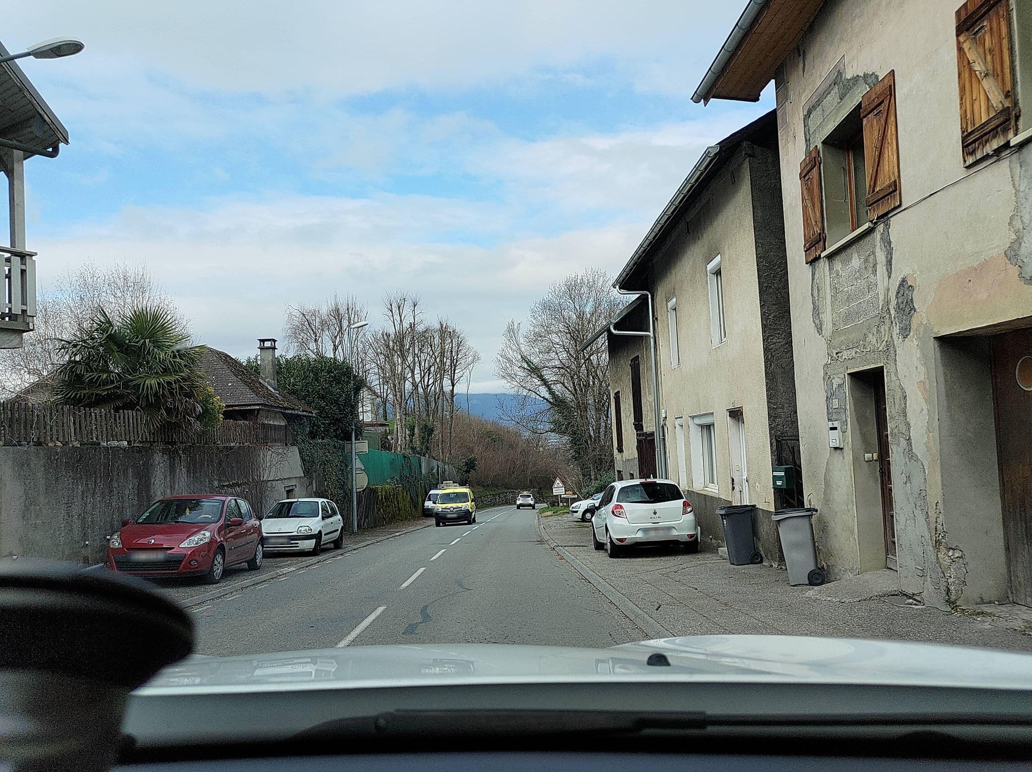 Street view near Zen, Montmélian — © MatthieuF4FNE (CC BY-SA · Mapillary)