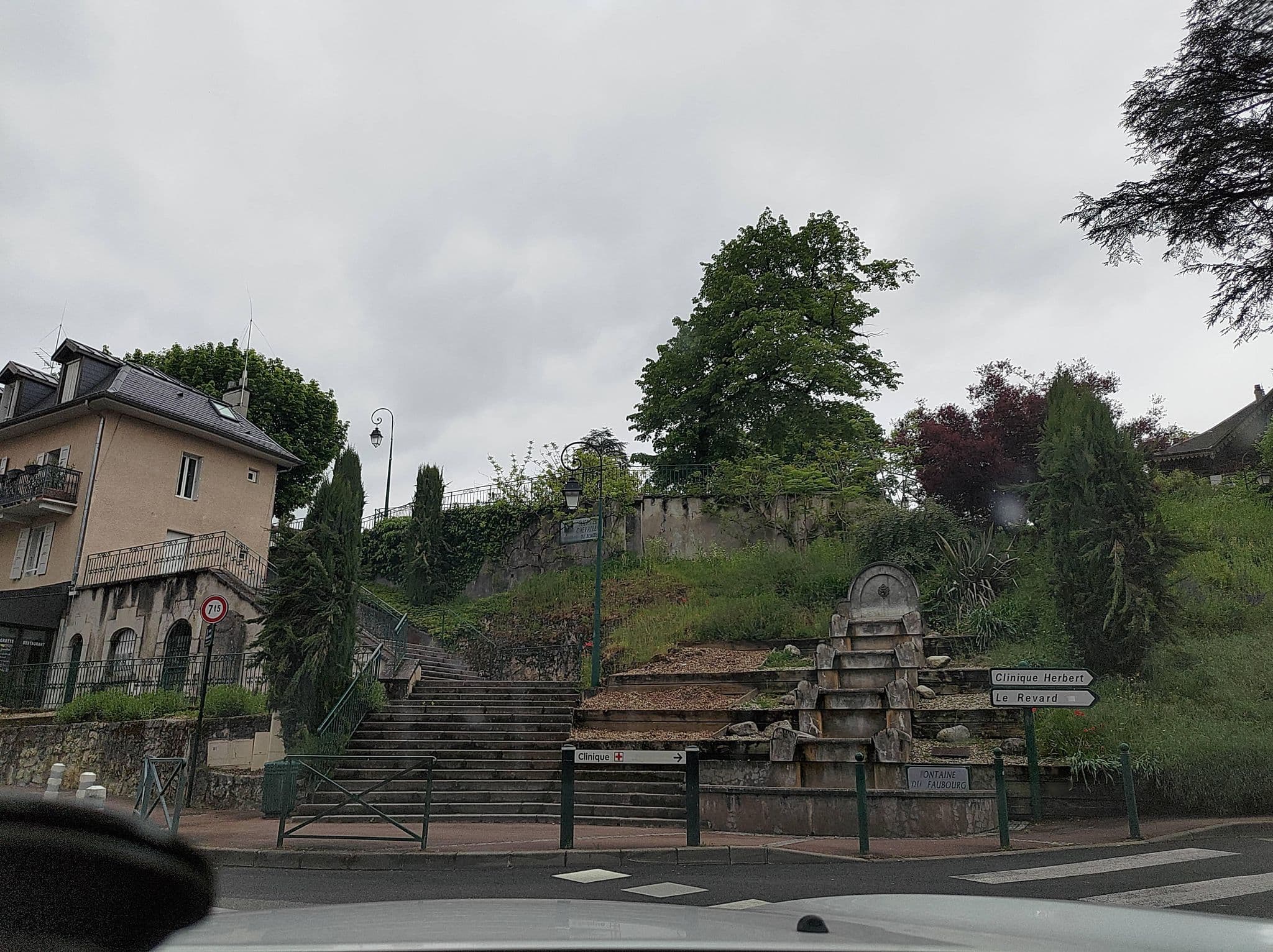 Street view near Hôtel de la Grotte, Aix-les-Bains — © MatthieuF4FNE (CC BY-SA · Mapillary)