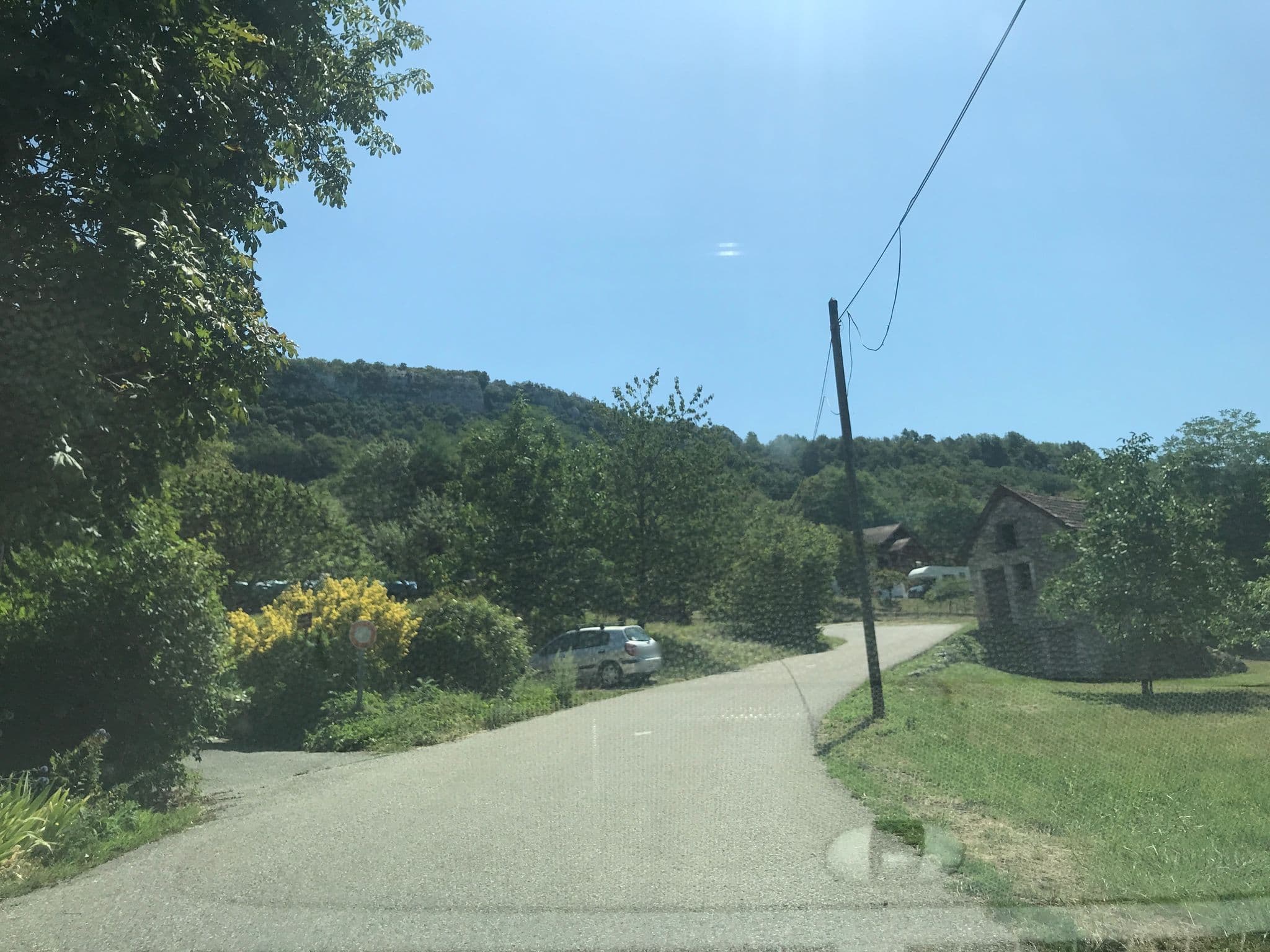 Street view near Les Inséparables, Chindrieux — © pgiraud (CC BY-SA · Mapillary)